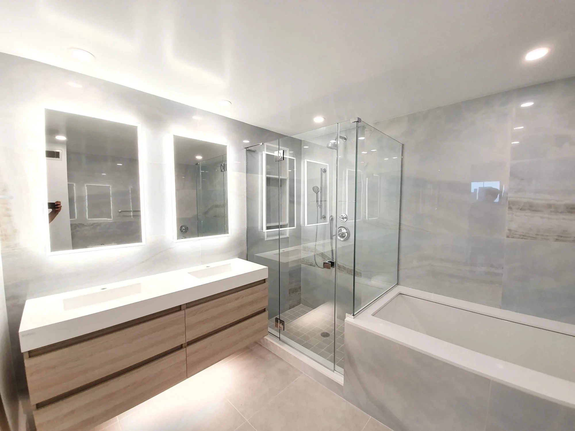 Glass Showers-51.jpg