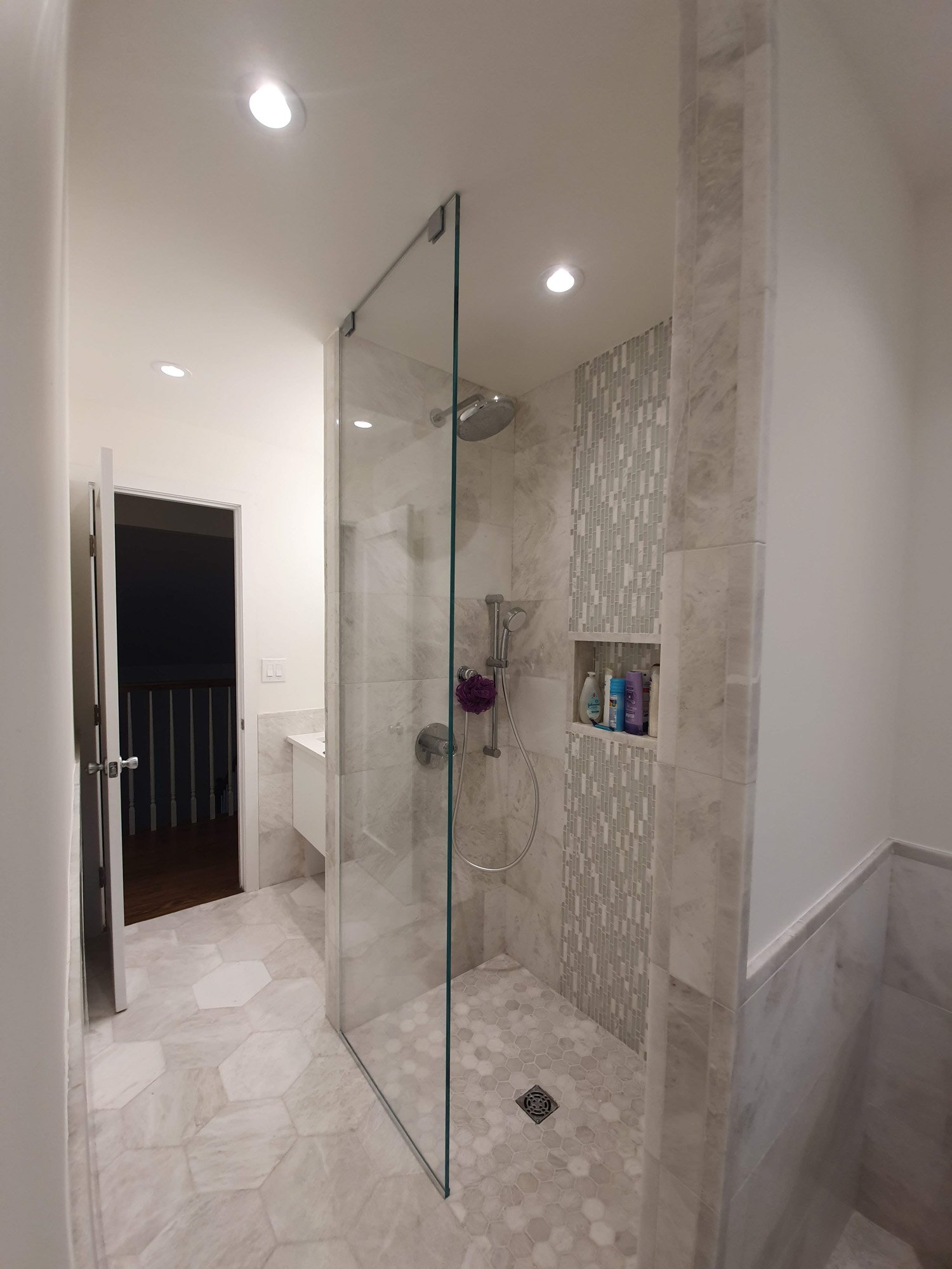 Glass Showers-62.jpg