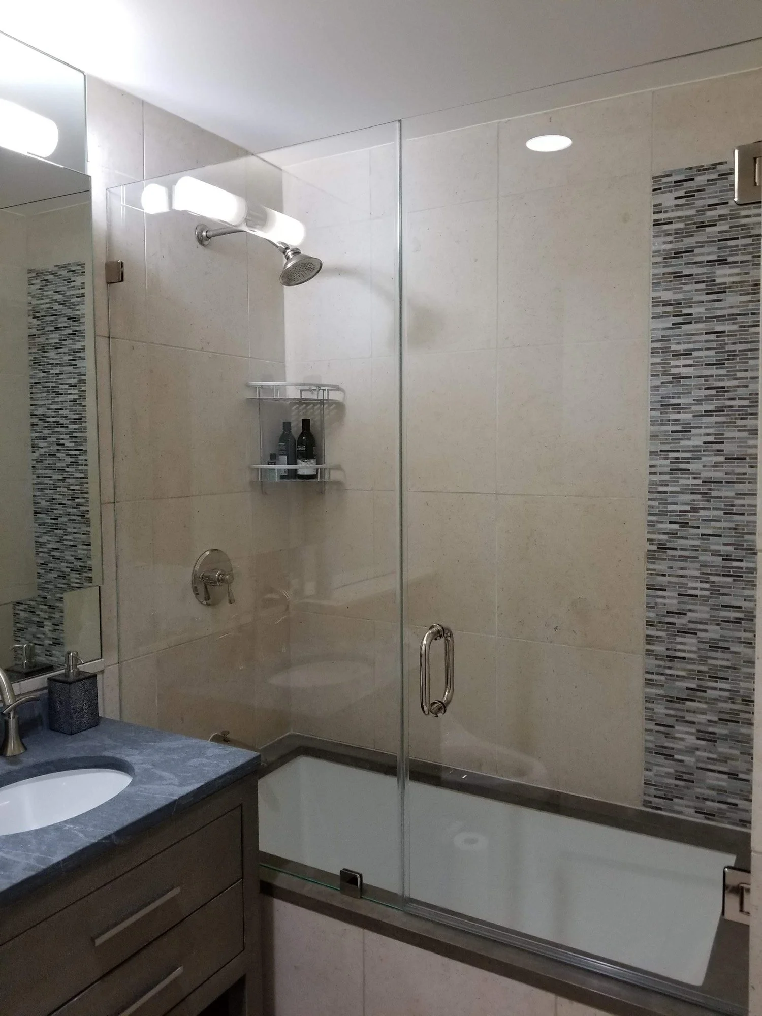 Glass Showers-16.jpg
