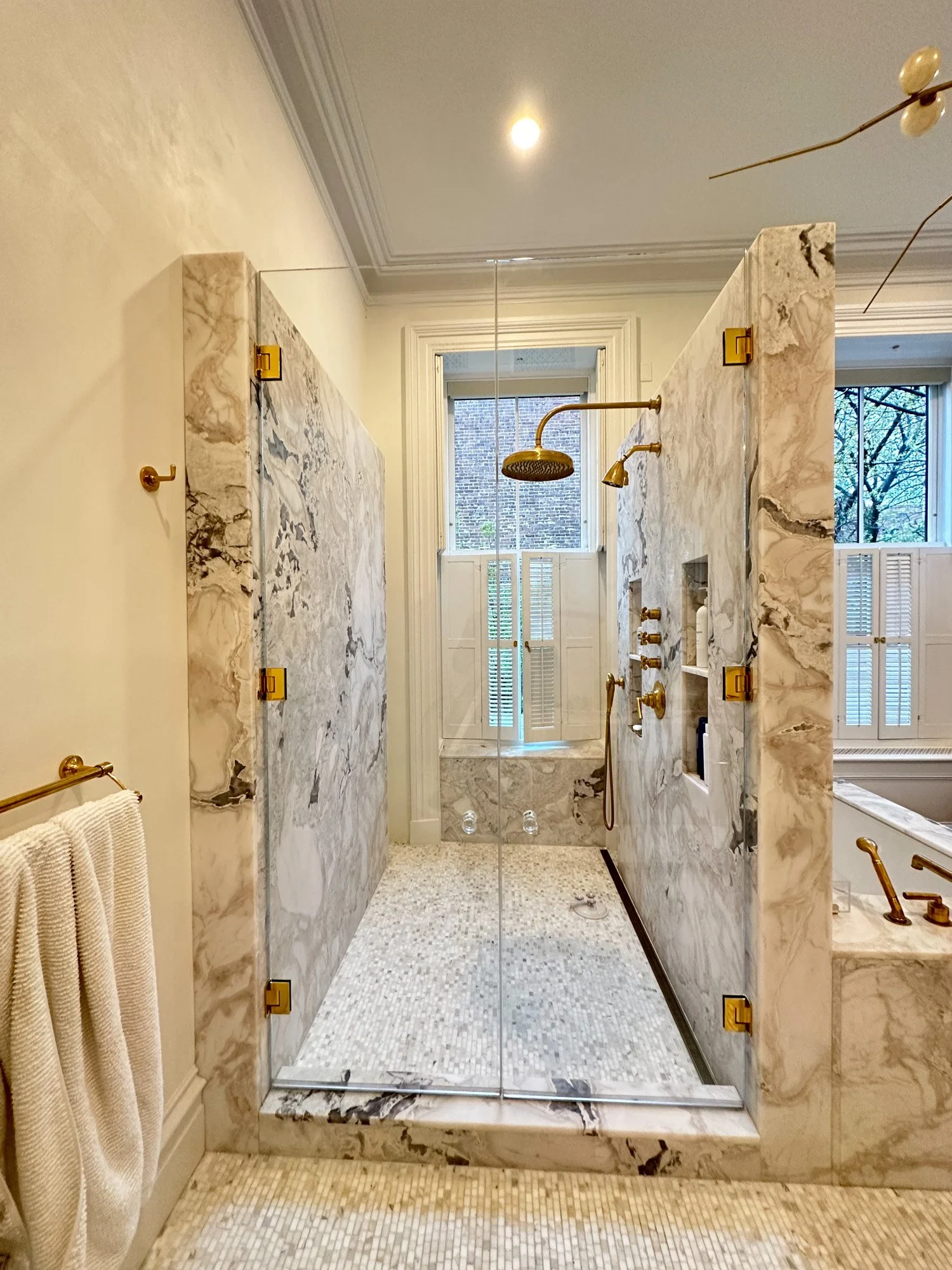 Glass Showers-122.jpg