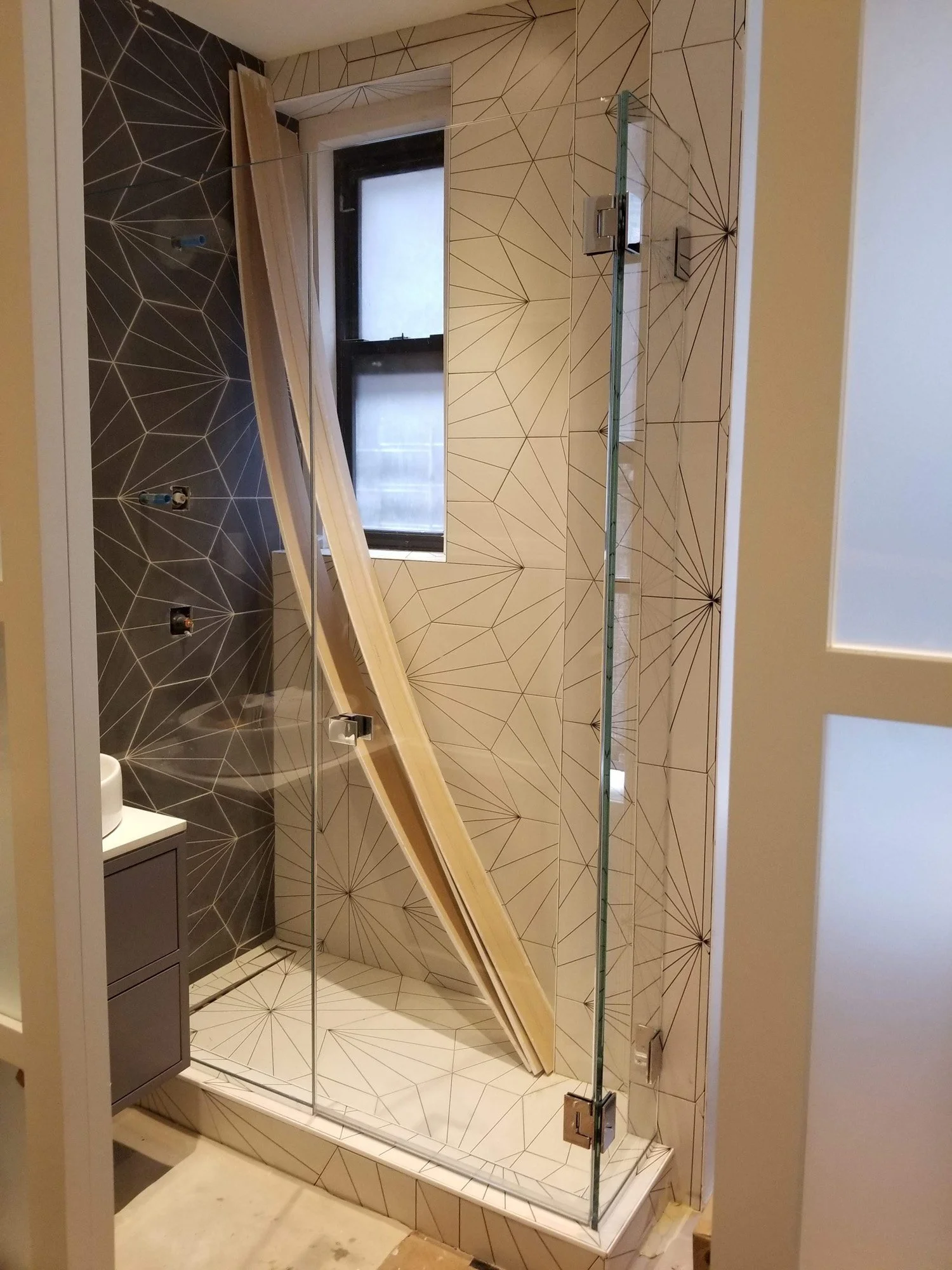 Glass Showers-44.jpg