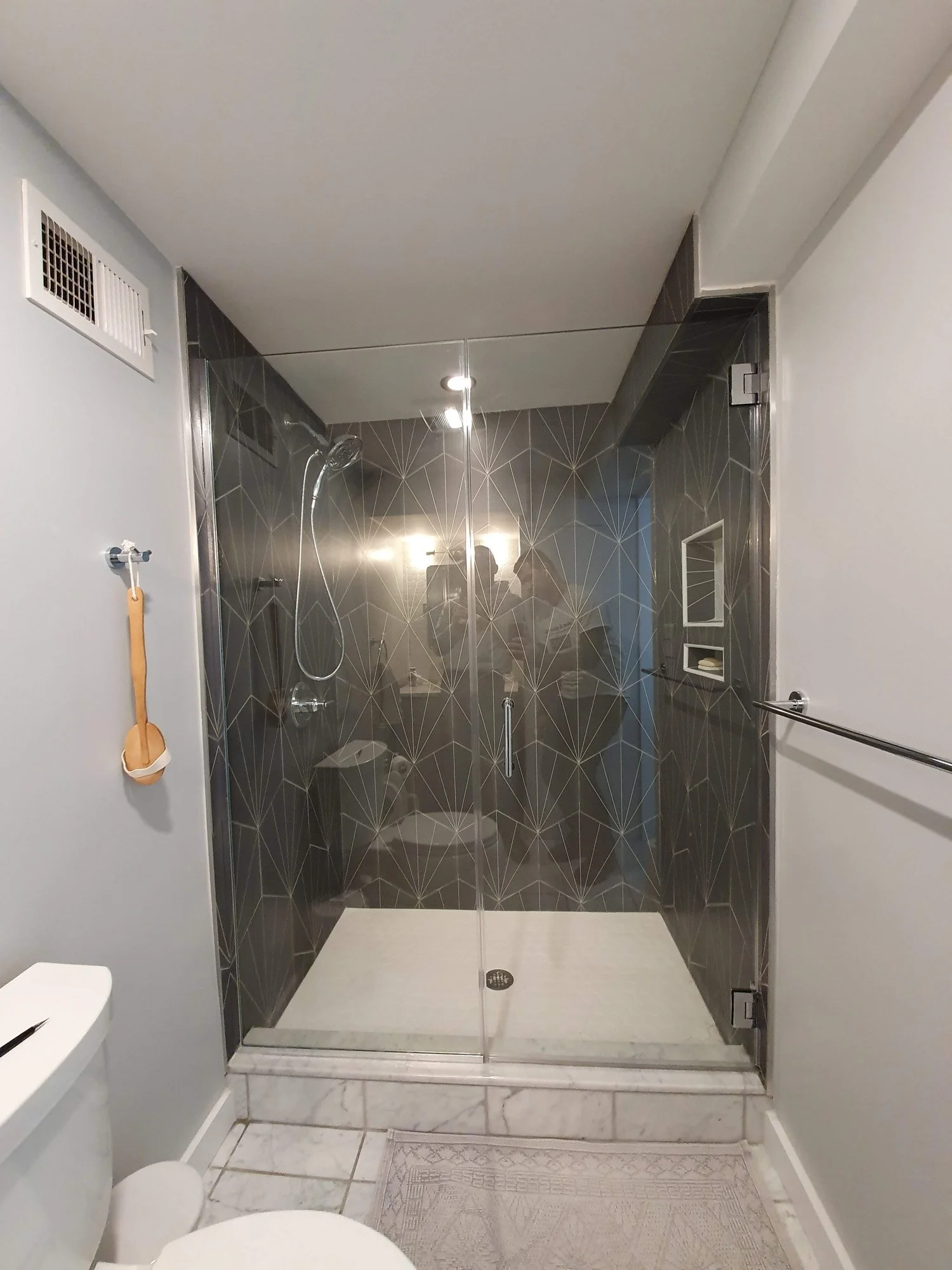 Glass Showers-56.jpg