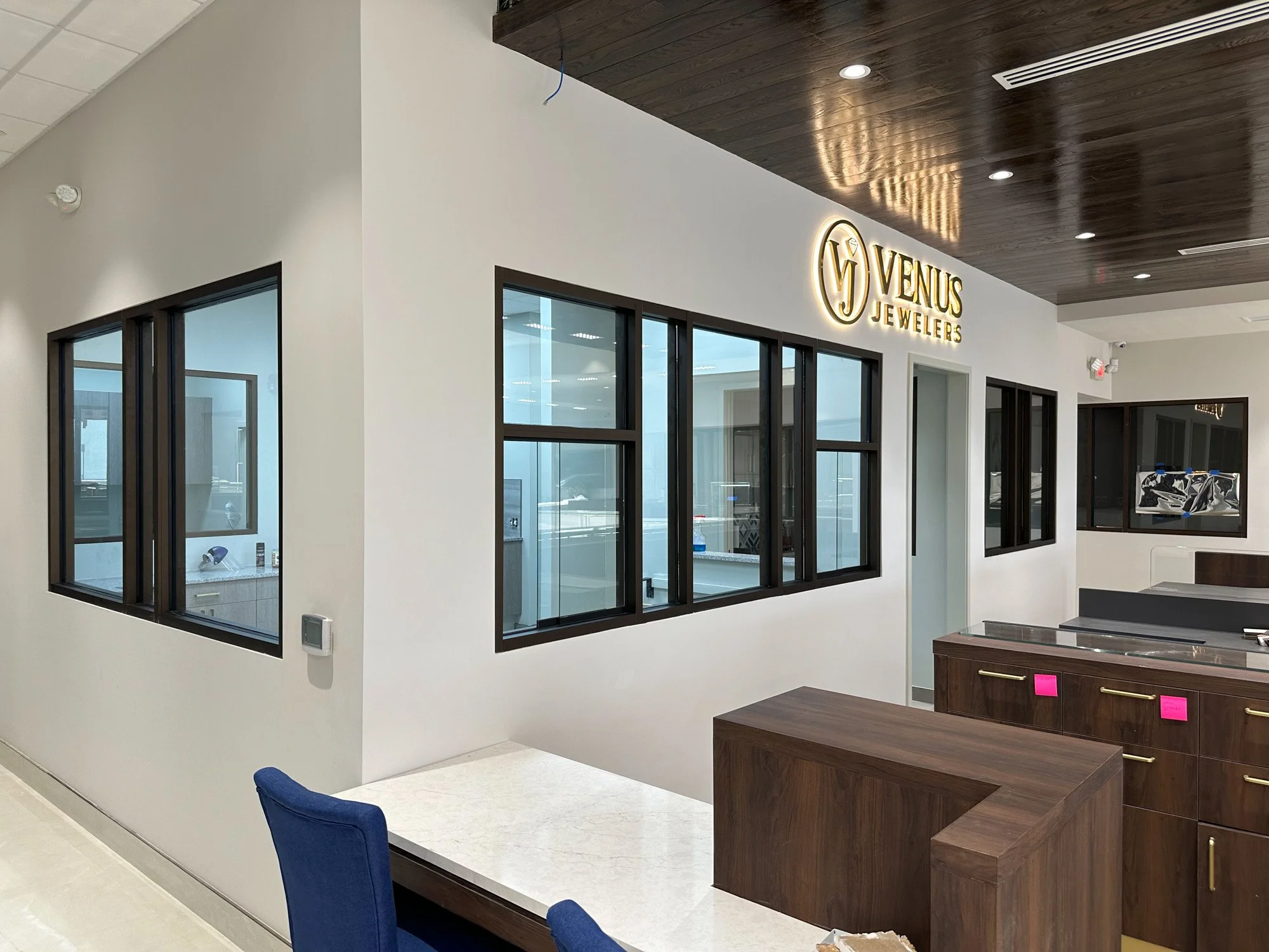 Glass Storefronts-11.jpg
