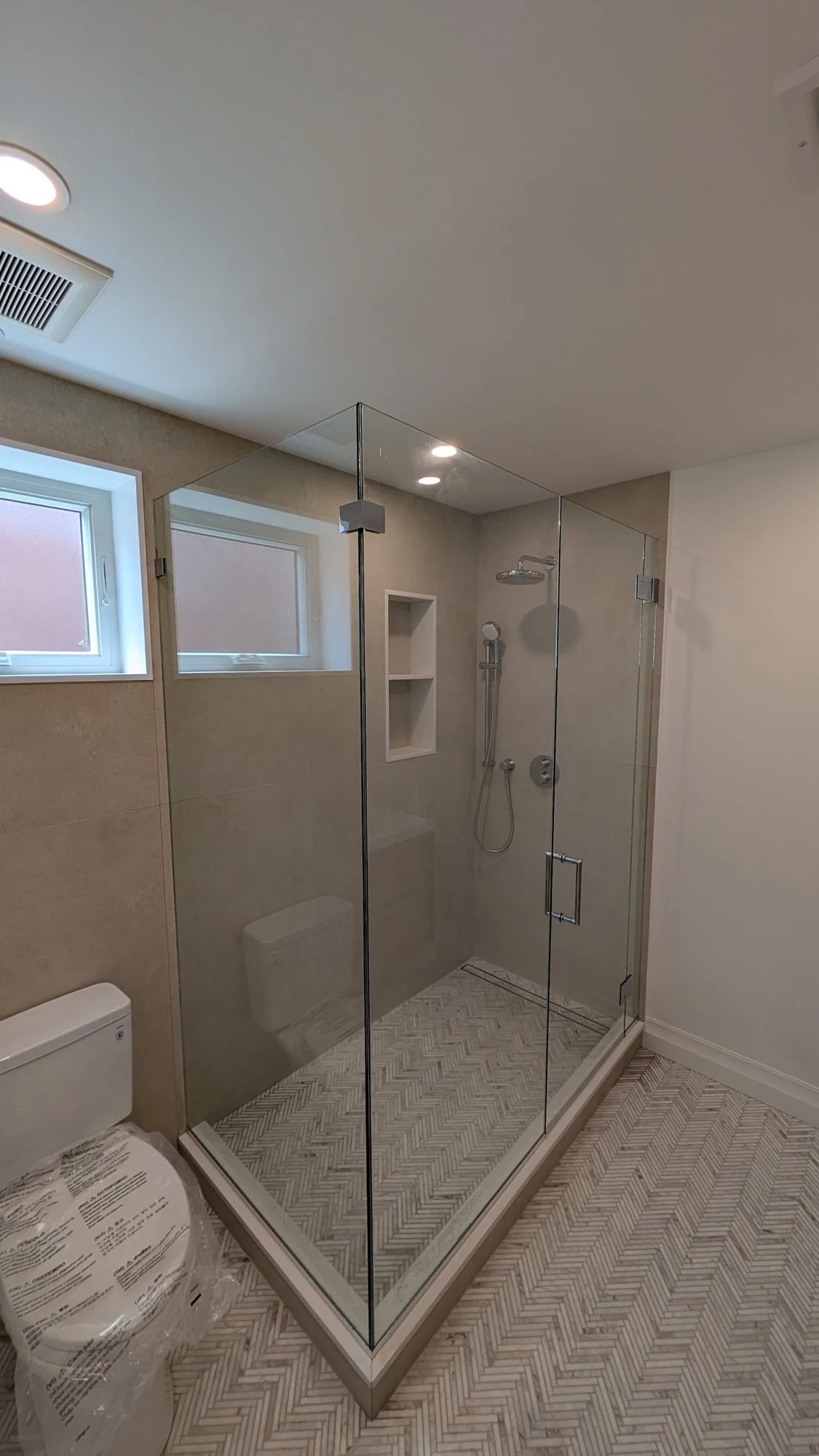 Glass Showers-141.jpg