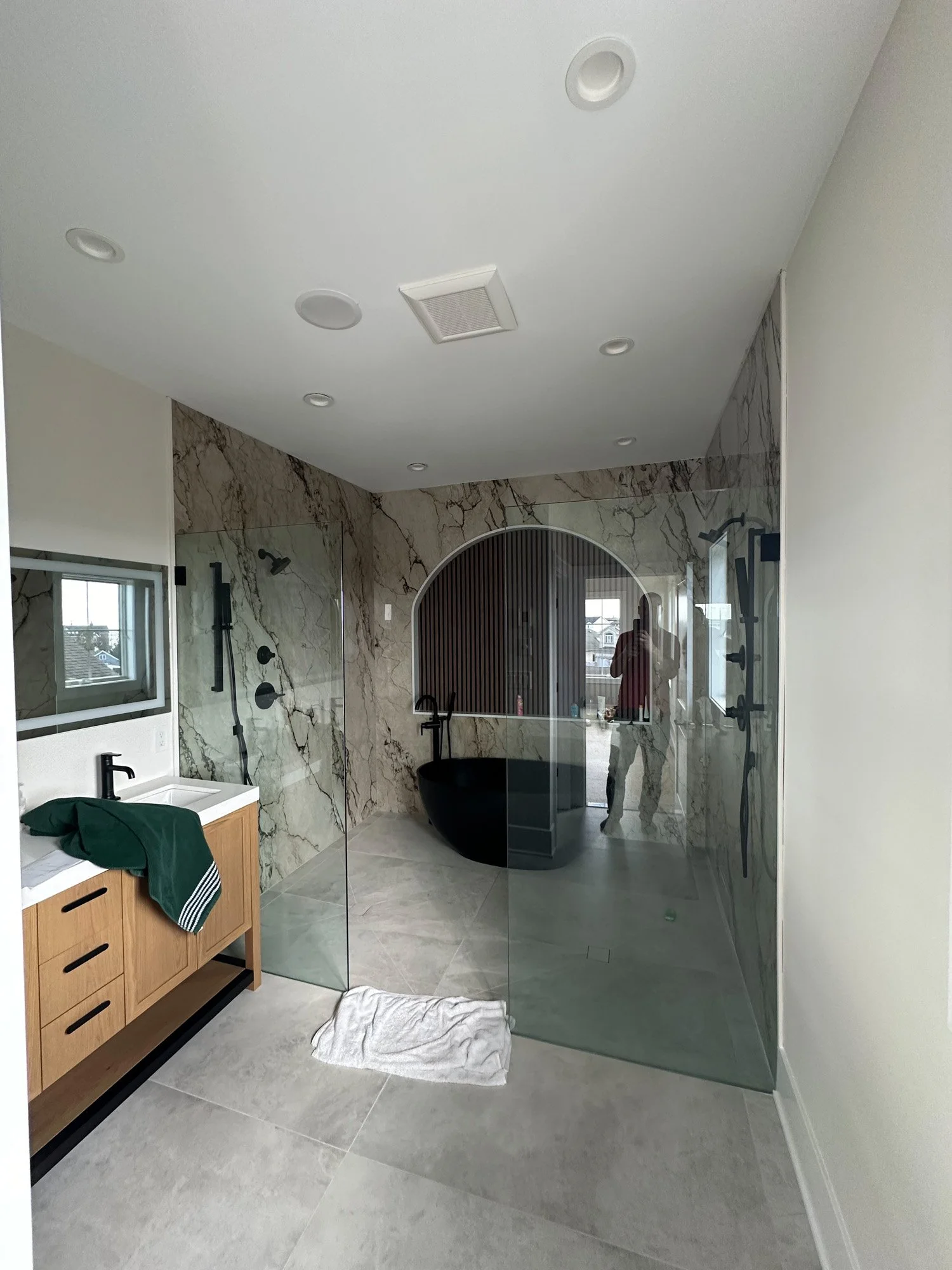 Glass Showers-113.jpg