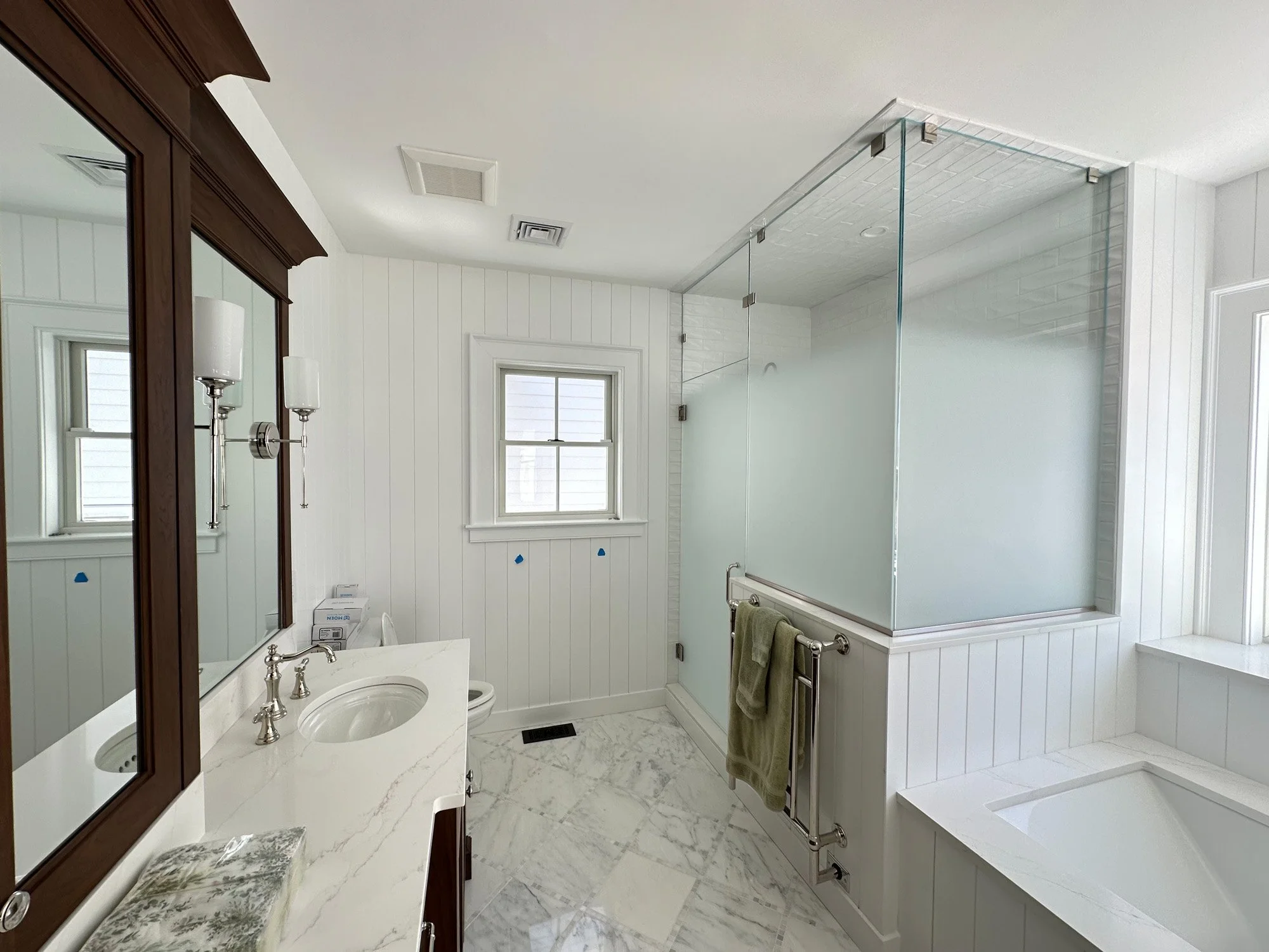 Glass Showers-126.jpg