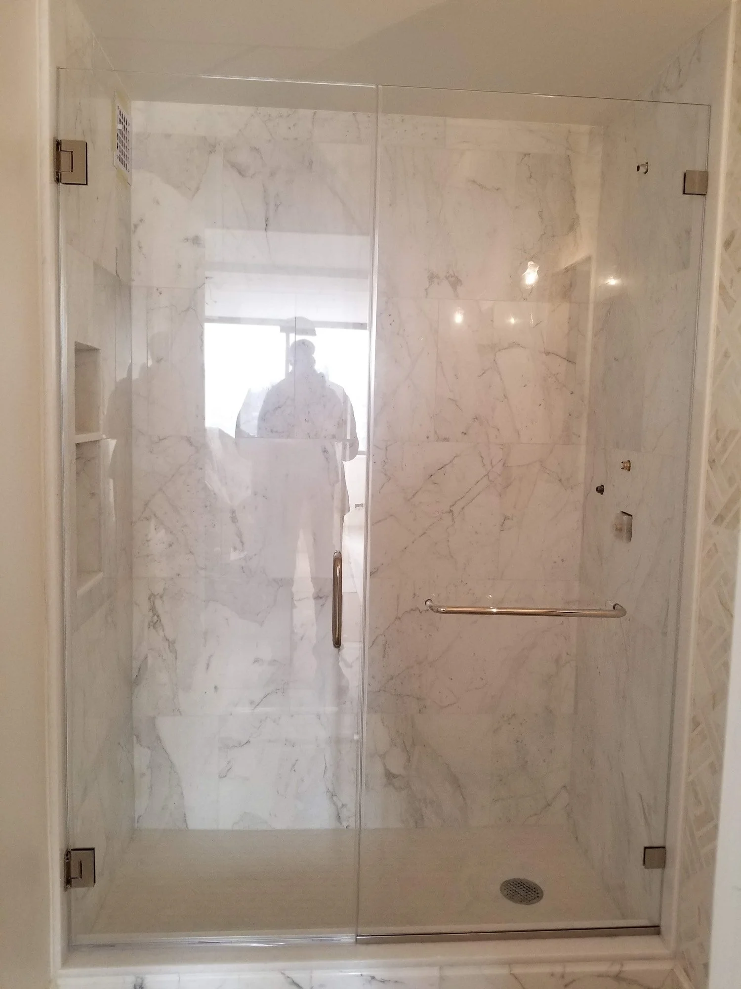Glass Showers-38.jpg