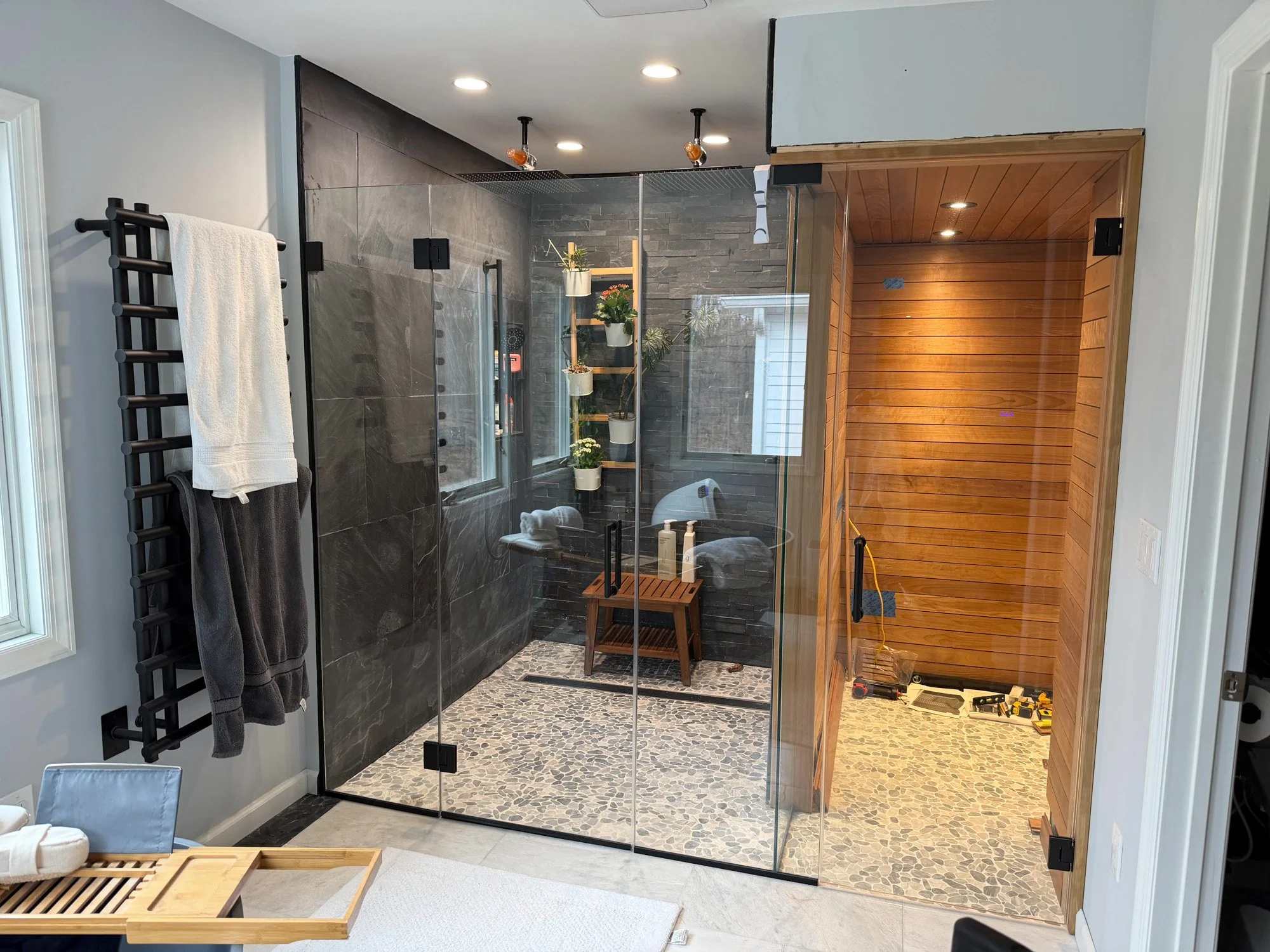 Glass Showers-169.jpg