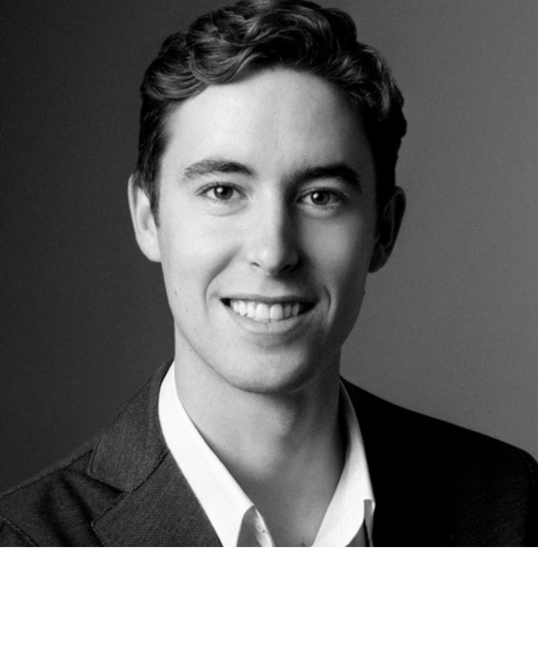 Elias Van Sickle headshot
