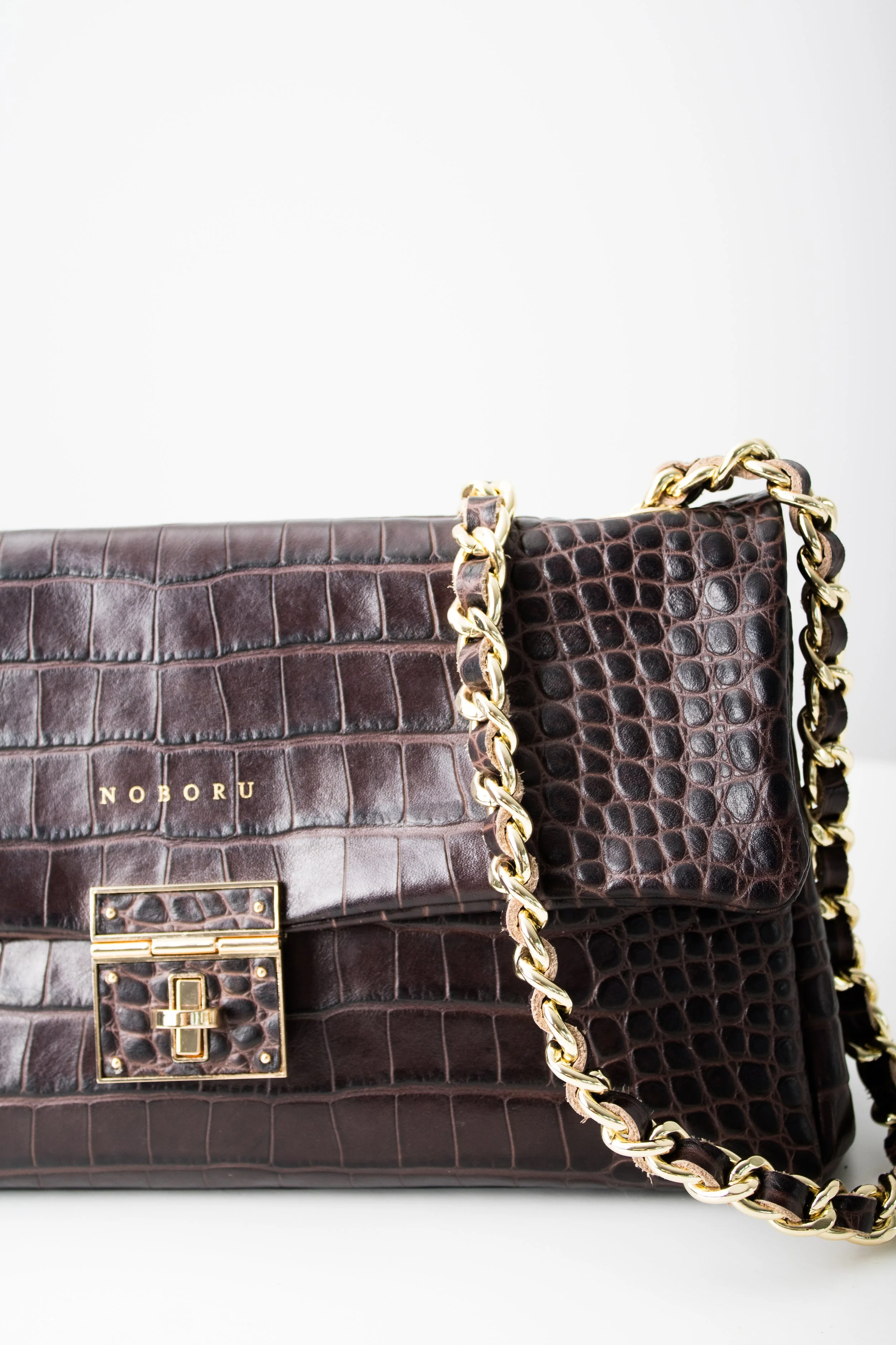 Classic Croc Shoulder