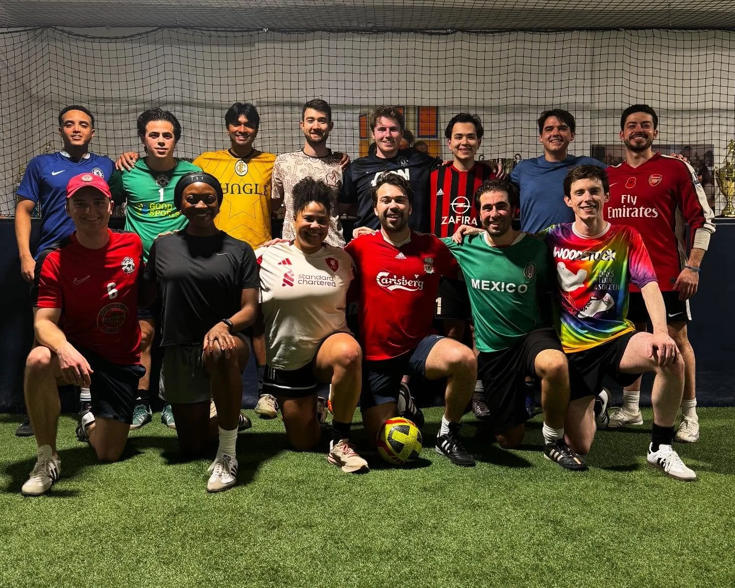 💪 Getting better! This month, we hosted our pre-season practice session at @southbronxunited, culminating in a 3v3 tournament! More to come across 4 leagues this Spring!

#nycfooty #nycsoccer #soccerpractice #worldcup #futsal