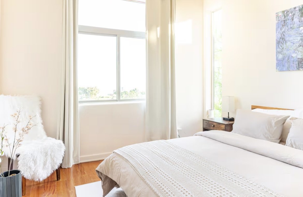 Queen Suite II - Elegant Comfort