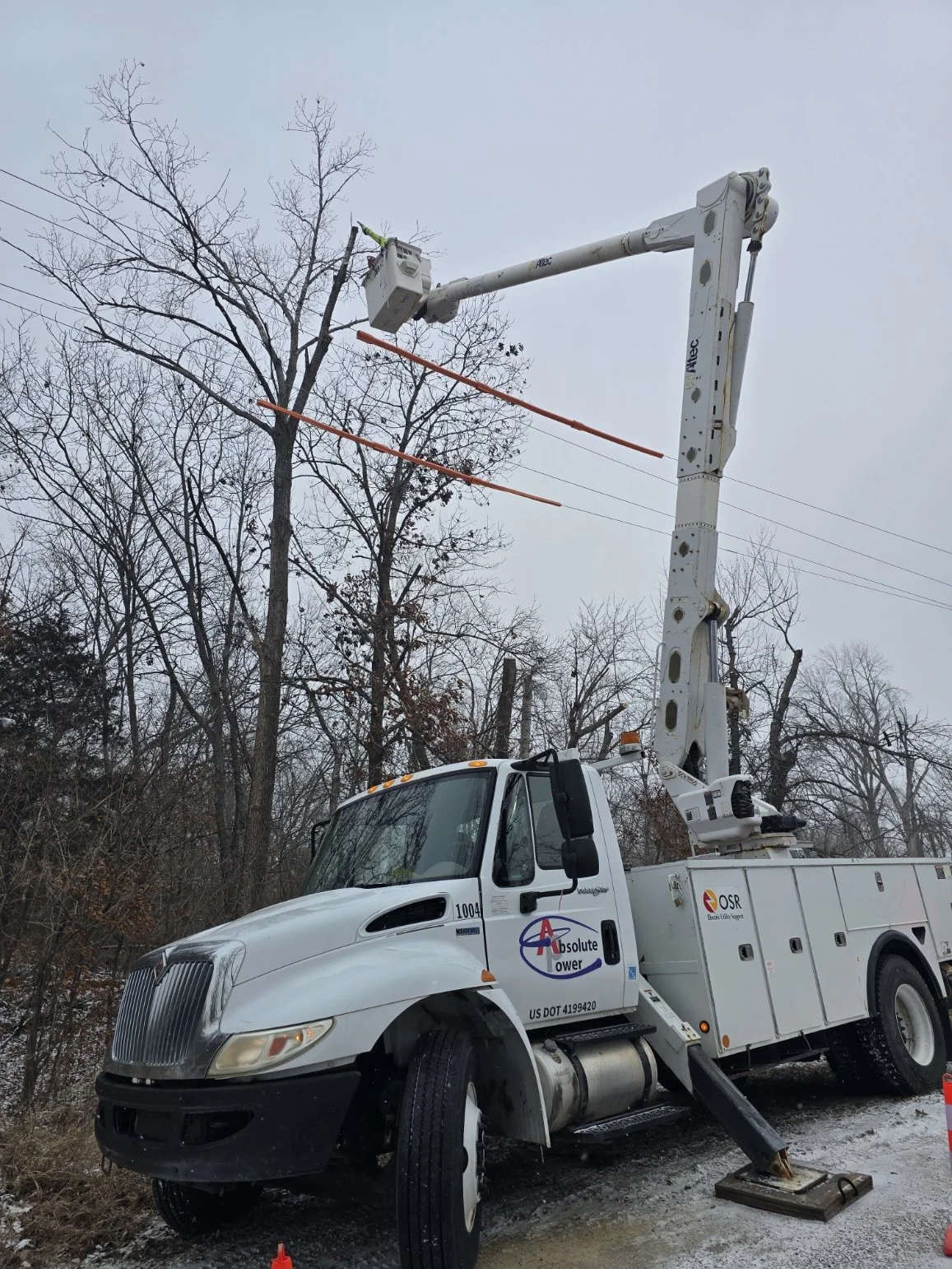 Oranssi project: studio shed
