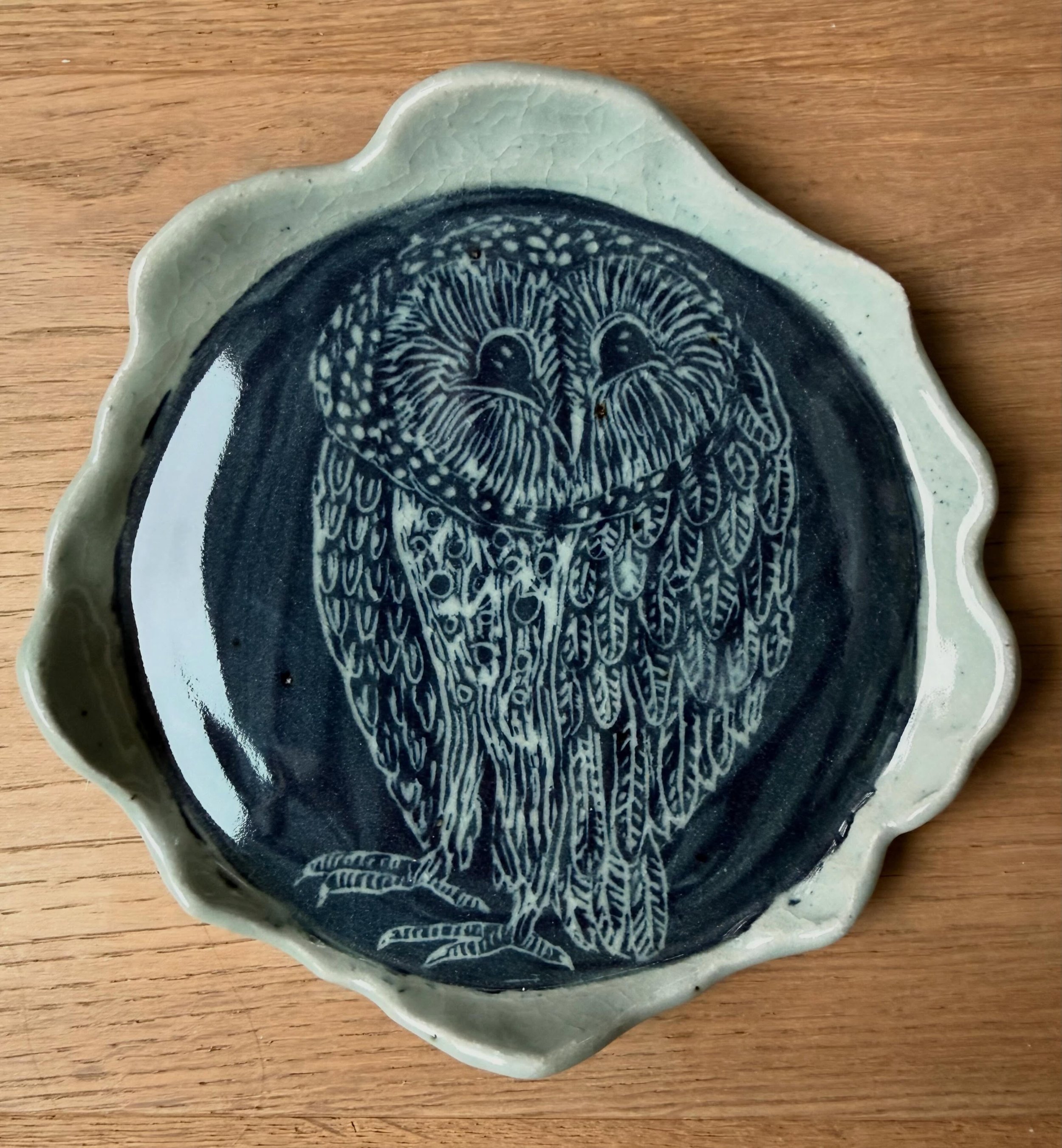 Little sgraffito screech owl 
#arrowceramicsatx #shopaustin #owlart