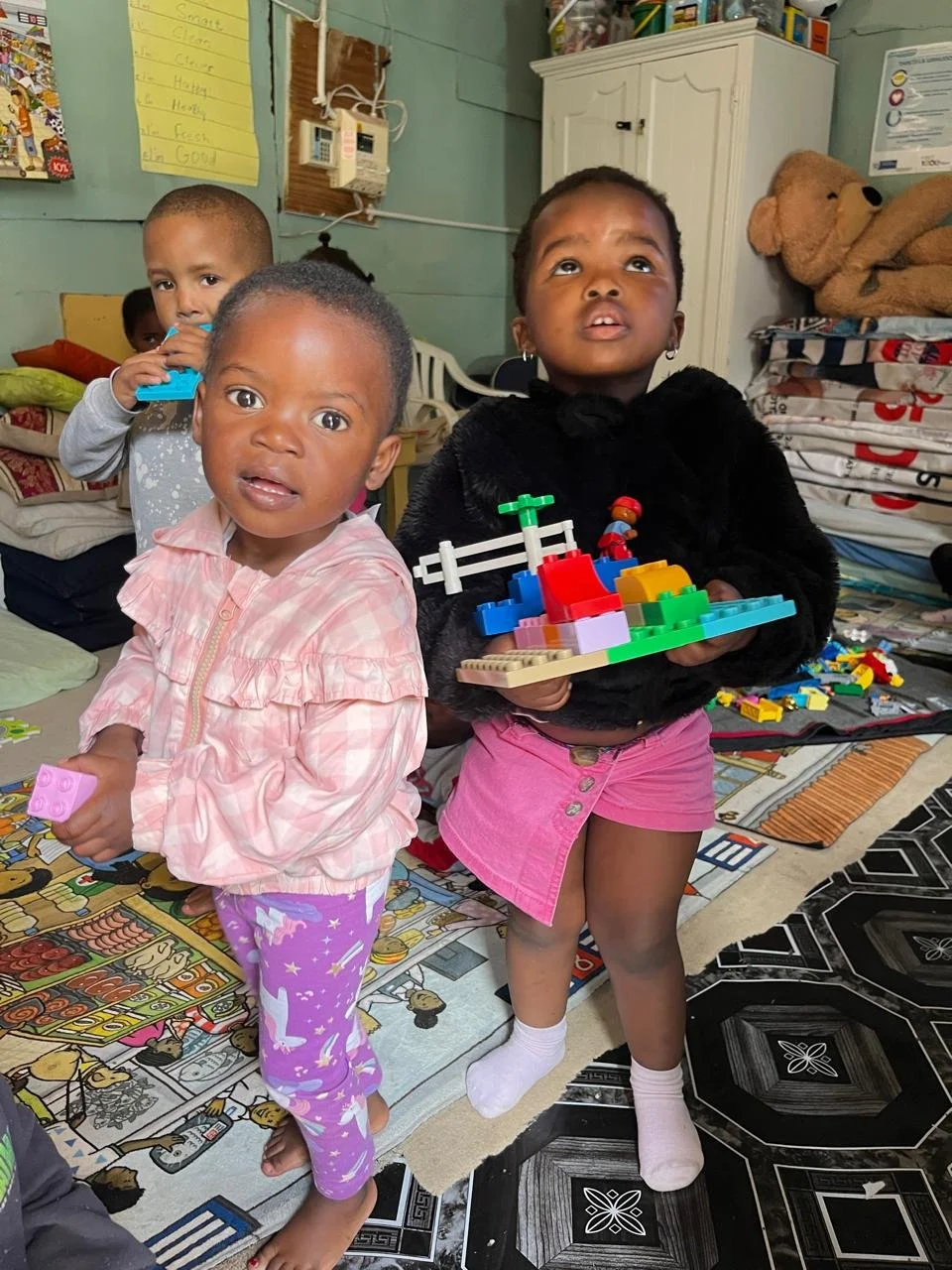 kinderhilfe-kapstadt-funda-kunye-kinder.jpg
