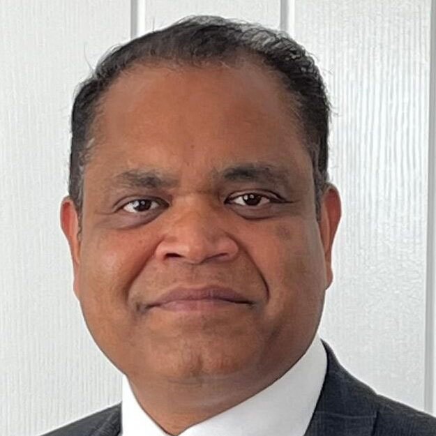 Sunil Kanjanghat, Rutland Hotel