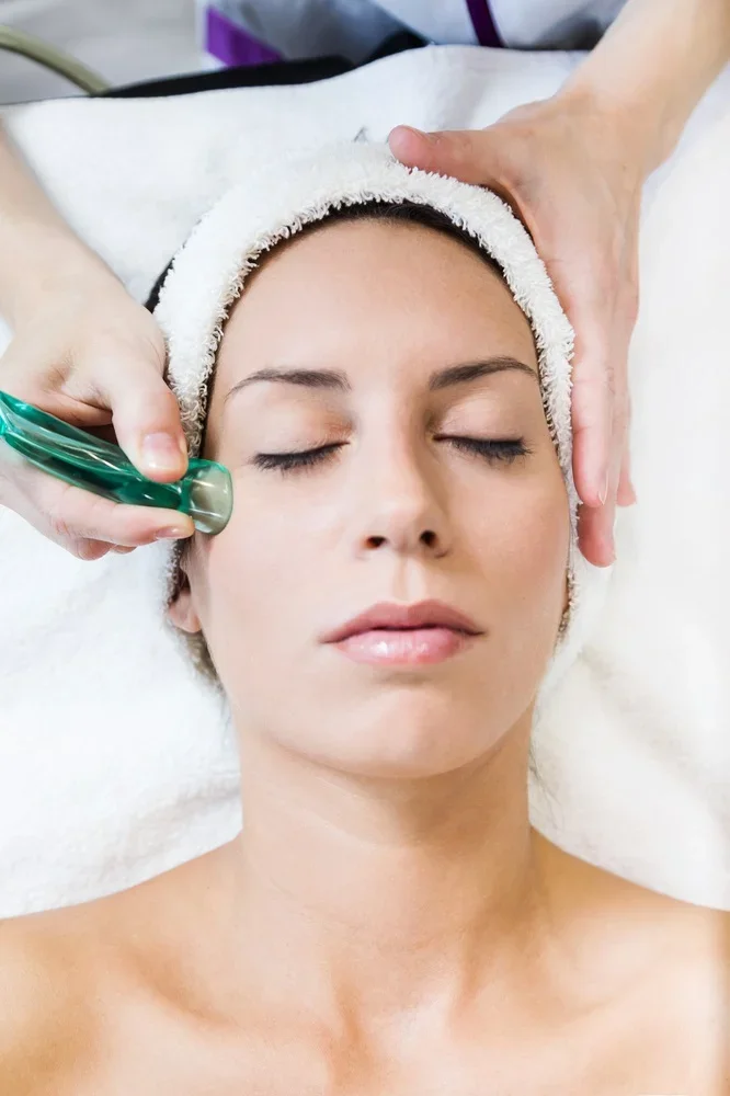 facial-cupping.webp