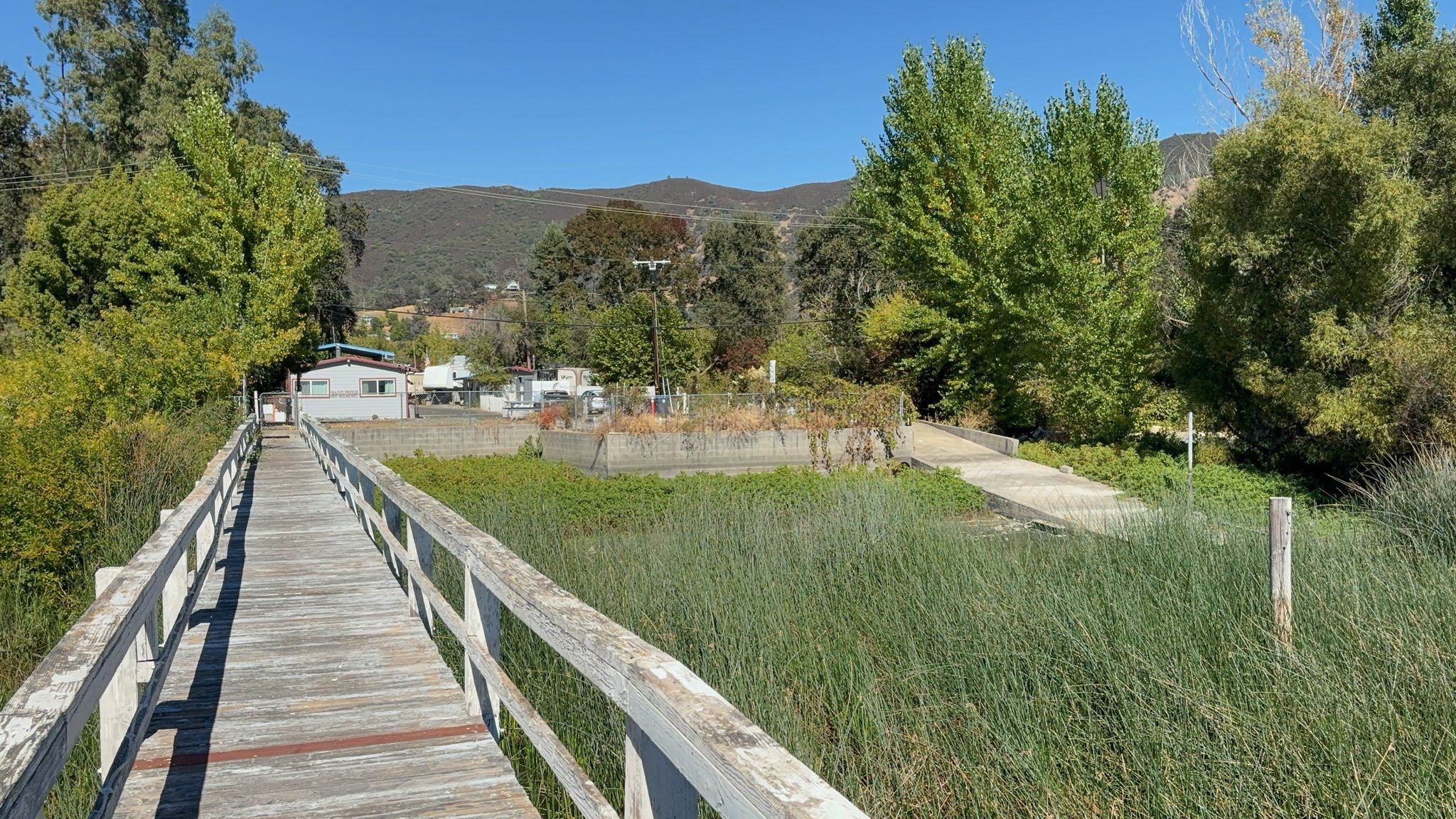 Back to park from pier.jpg
