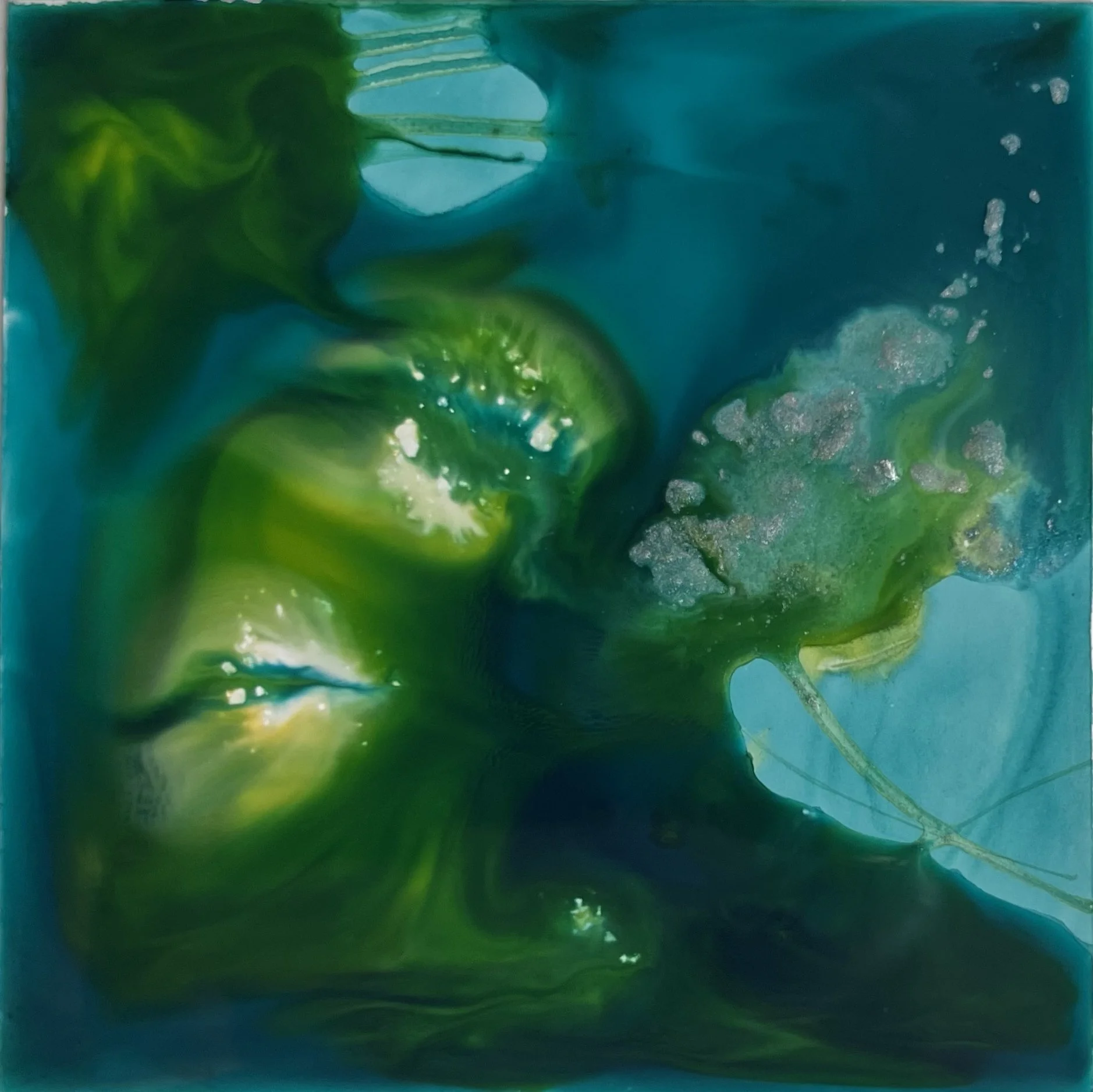 Frog like, earth like, grounded, swirly, peaceful, M. Traumerin, M. Träumerin, Seattle-based artist, Melissa, acrylic inks, water play, yupo paper