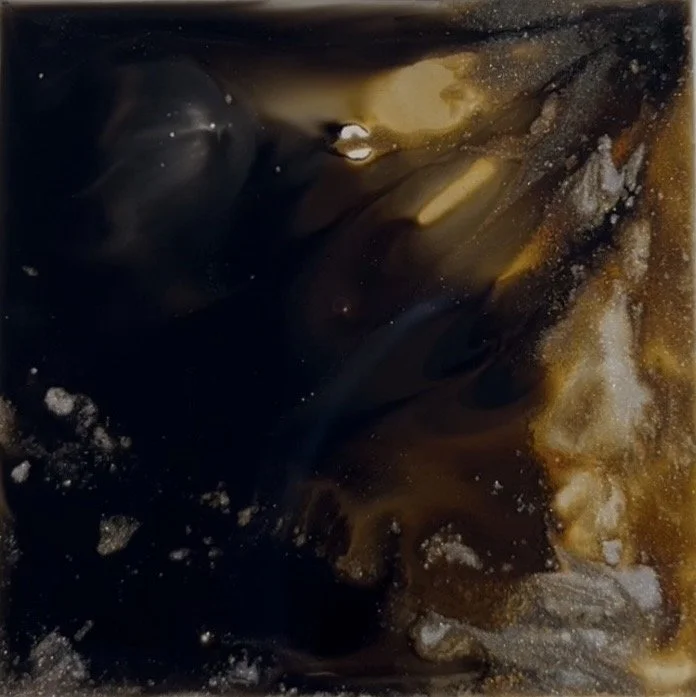 Melissa Träumerin M. Träumerin Seattle based artist acrylic inks and water play Spiritual practice light emerging from the darkness