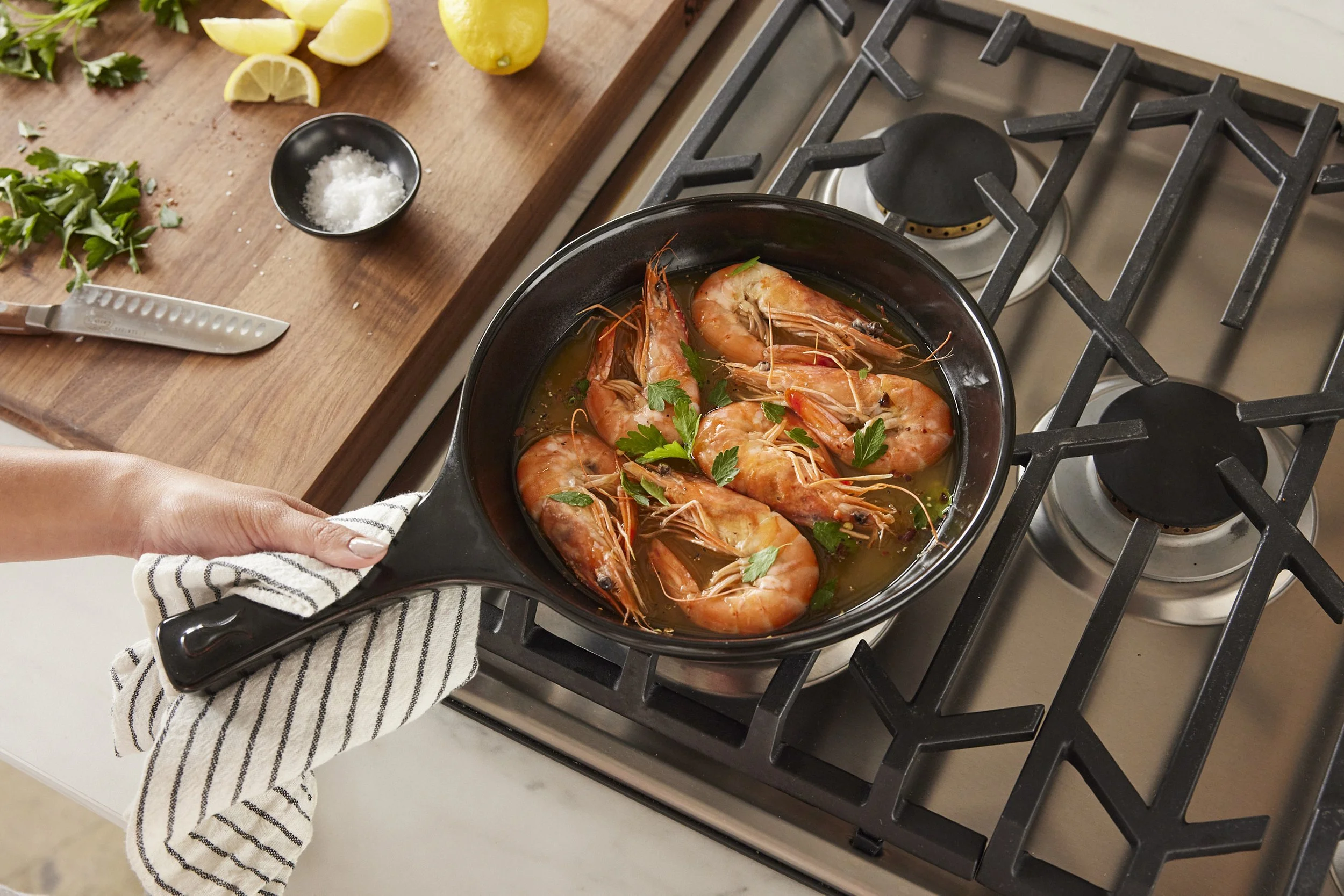 9-Inch-Signature-Skillet_0676.jpg
