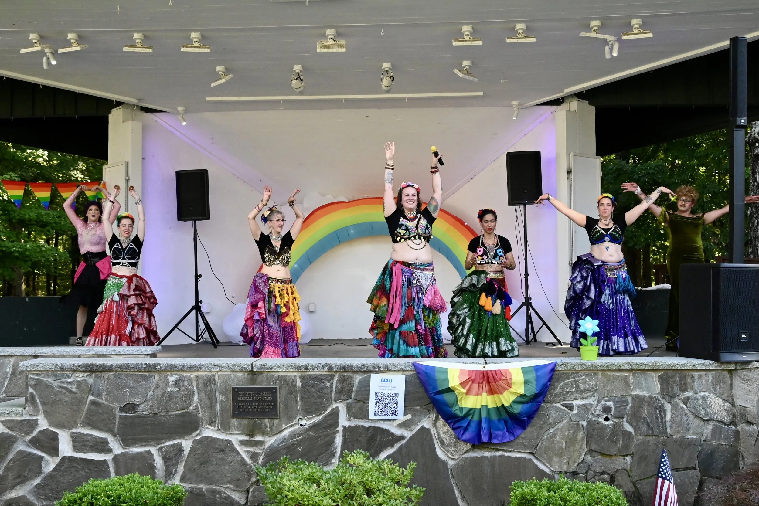 demo w queens 2 - y .jpg