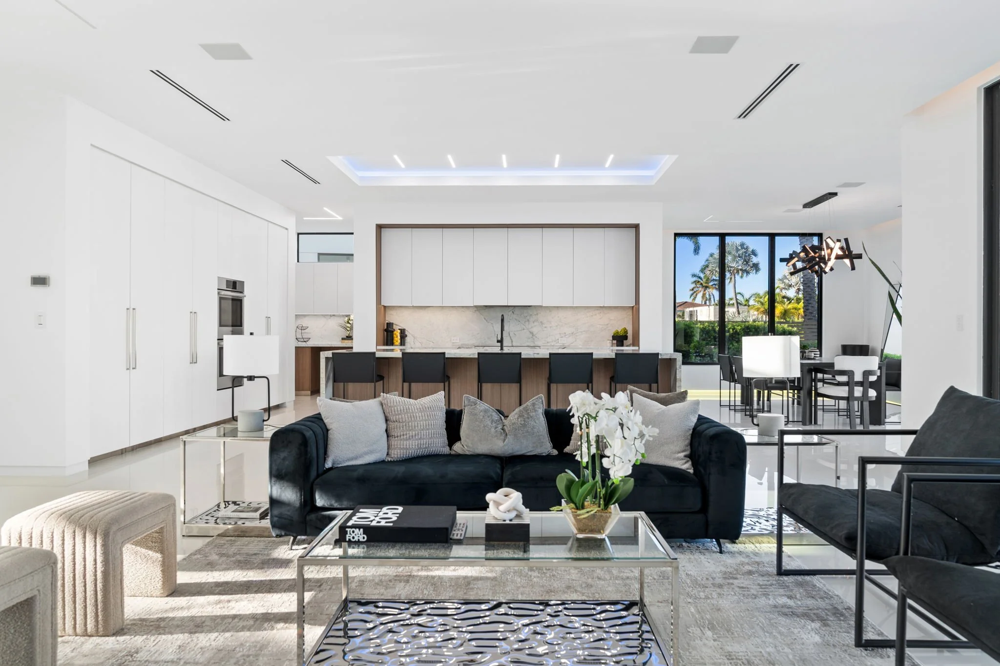22-web-or-mls-4232-w-tradewinds-ave.jpg