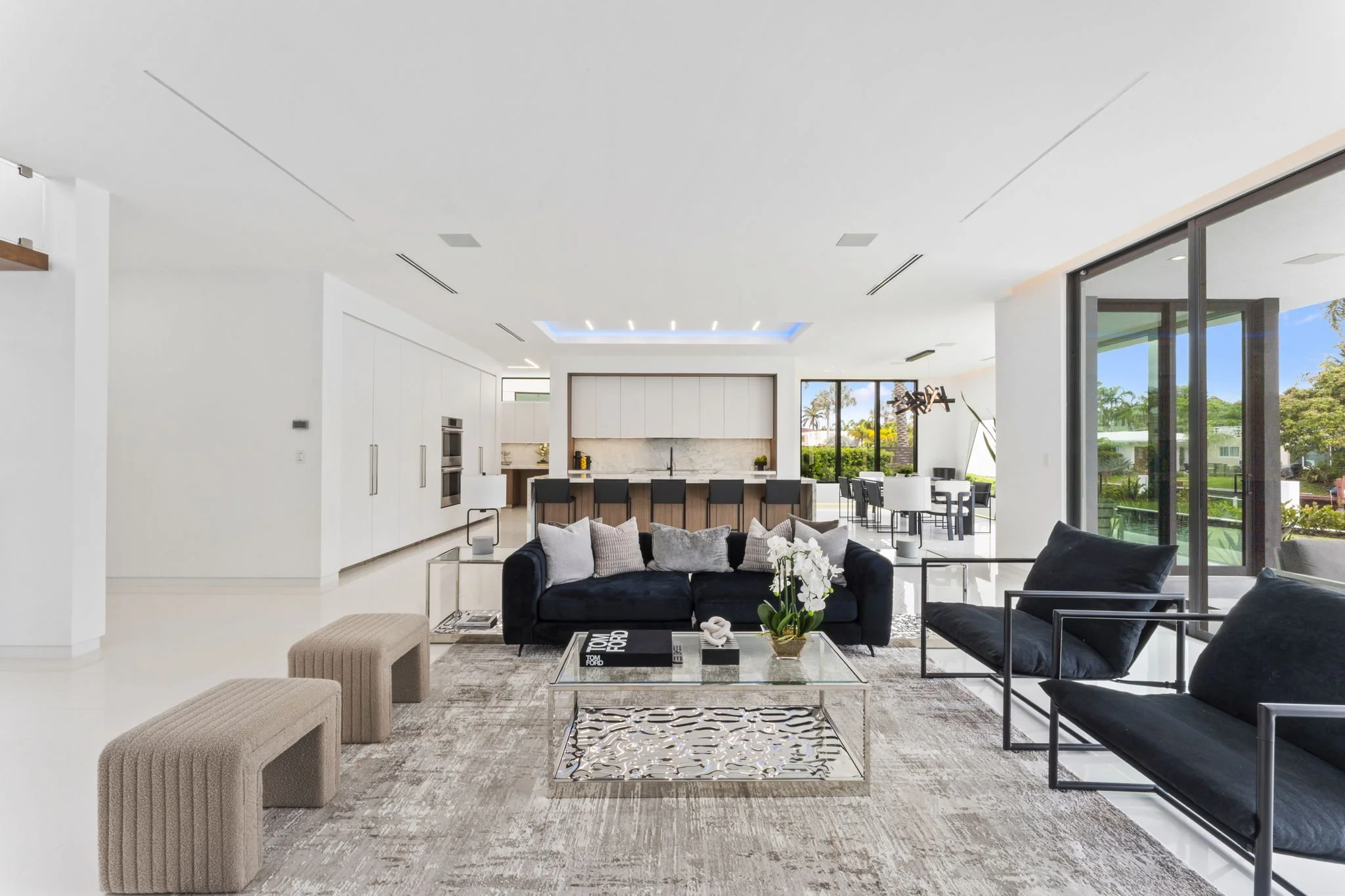 9-web-or-mls-4232-w-tradewinds-ave.jpg
