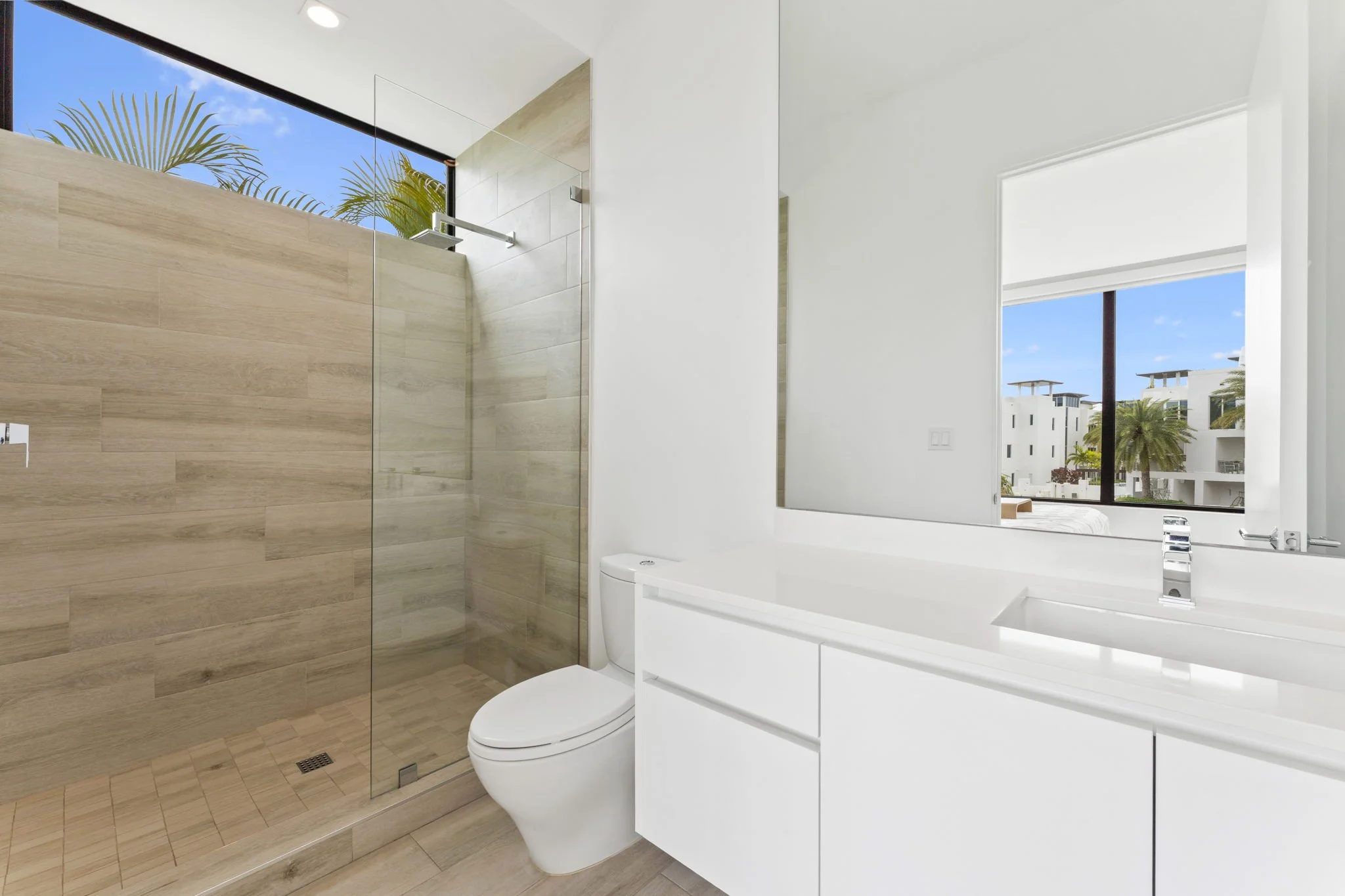 36-web-or-mls-4232-w-tradewinds-ave.jpg