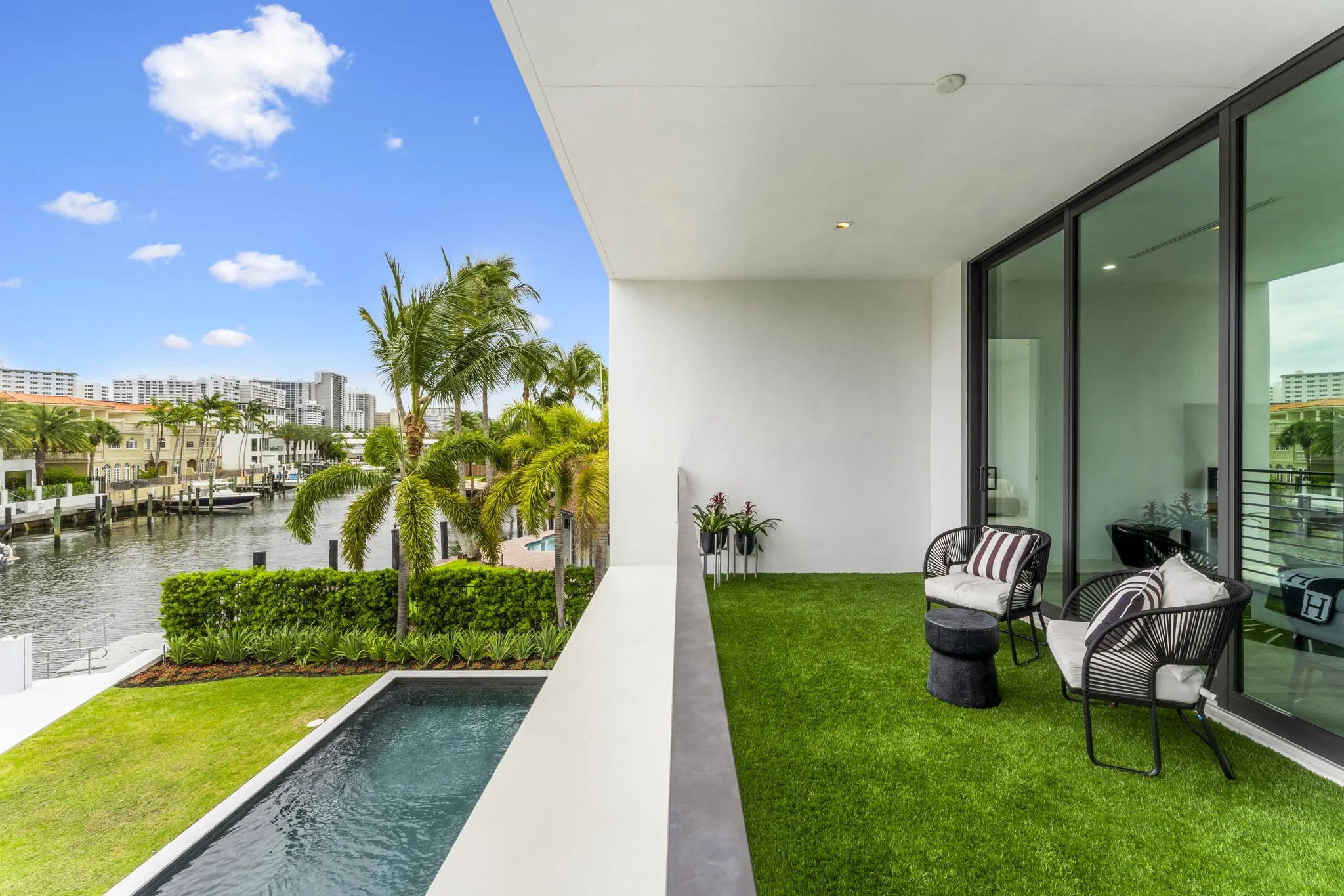 48-web-or-mls-4232-w-tradewinds-ave.jpg