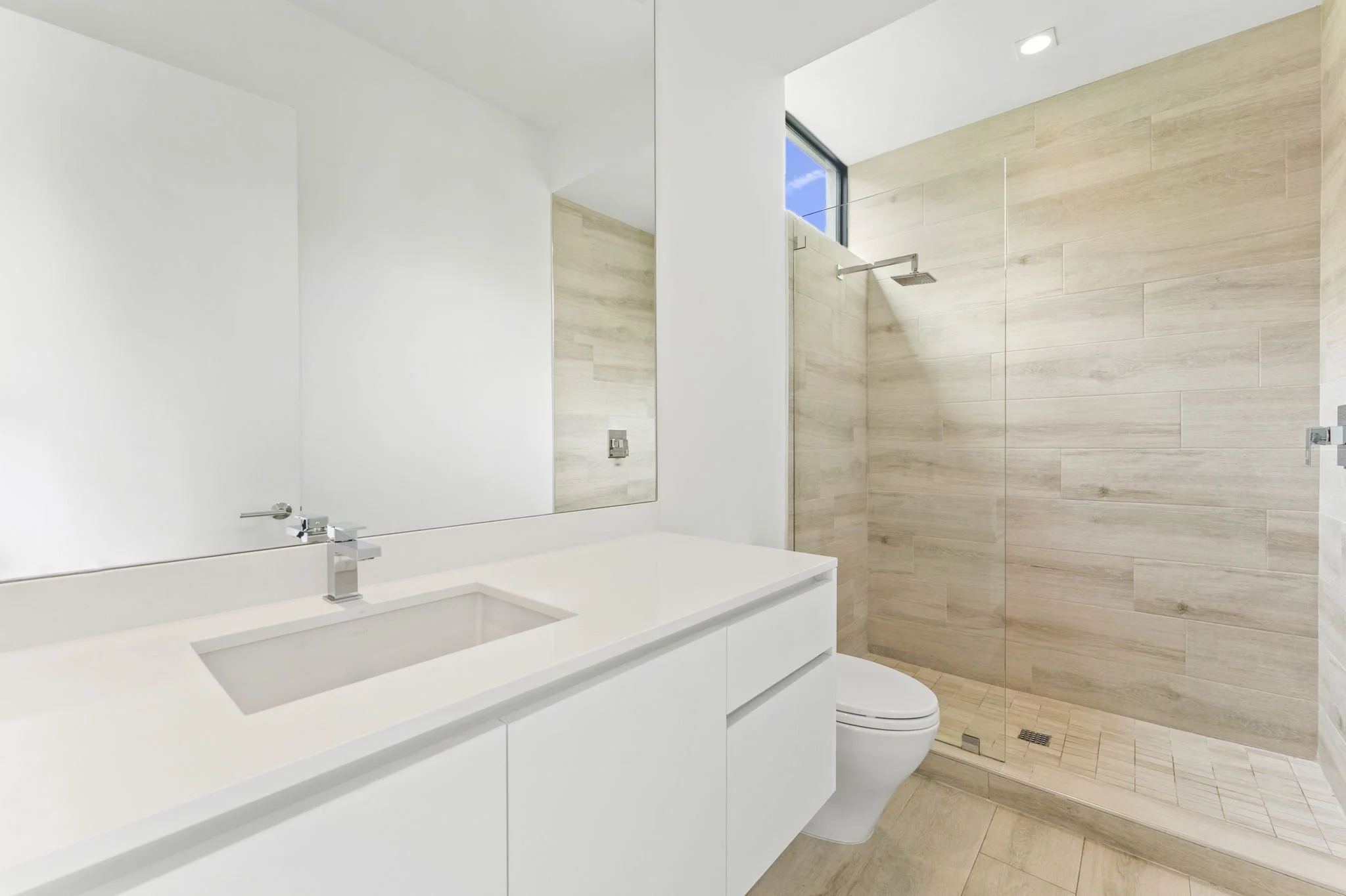 28-web-or-mls-4232-w-tradewinds-ave.jpg