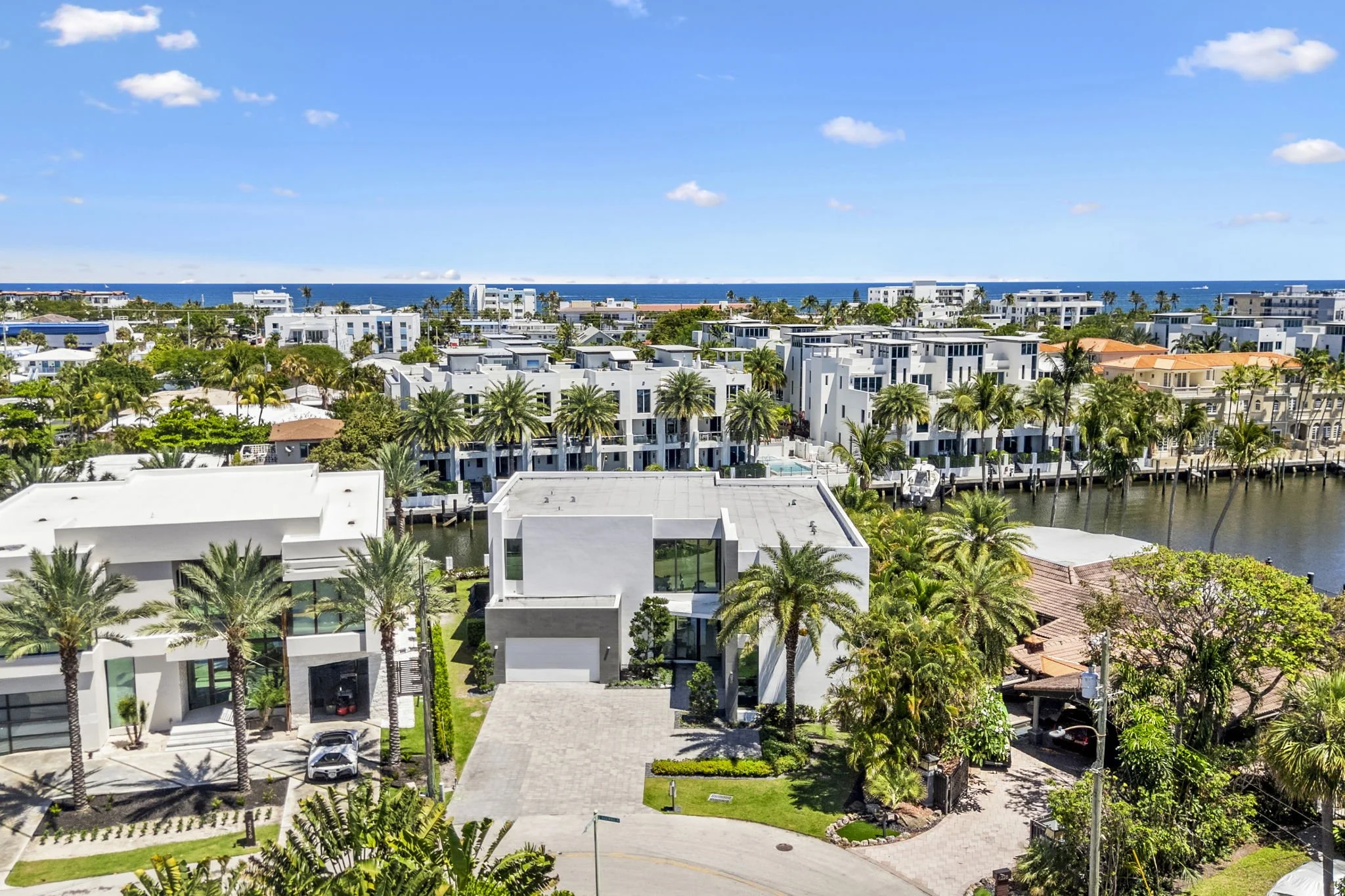 82-web-or-mls-4232-w-tradewinds-ave.jpg