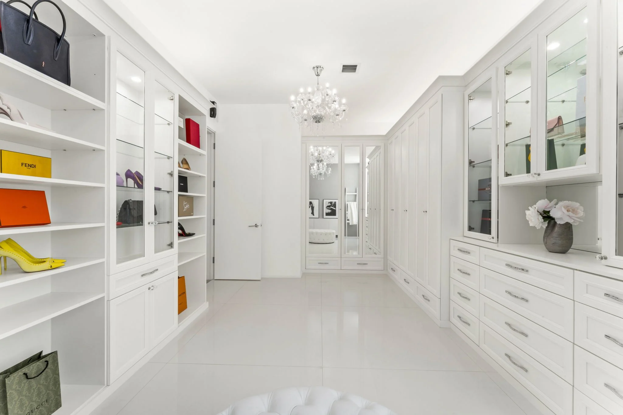 45-web-or-mls-4232-w-tradewinds-ave.jpg