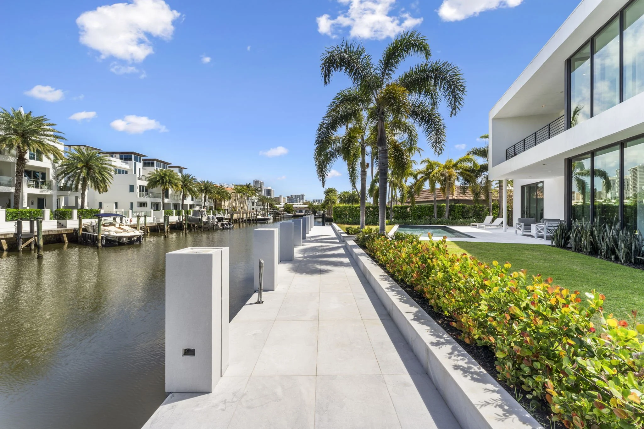 71-web-or-mls-4232-w-tradewinds-ave.jpg