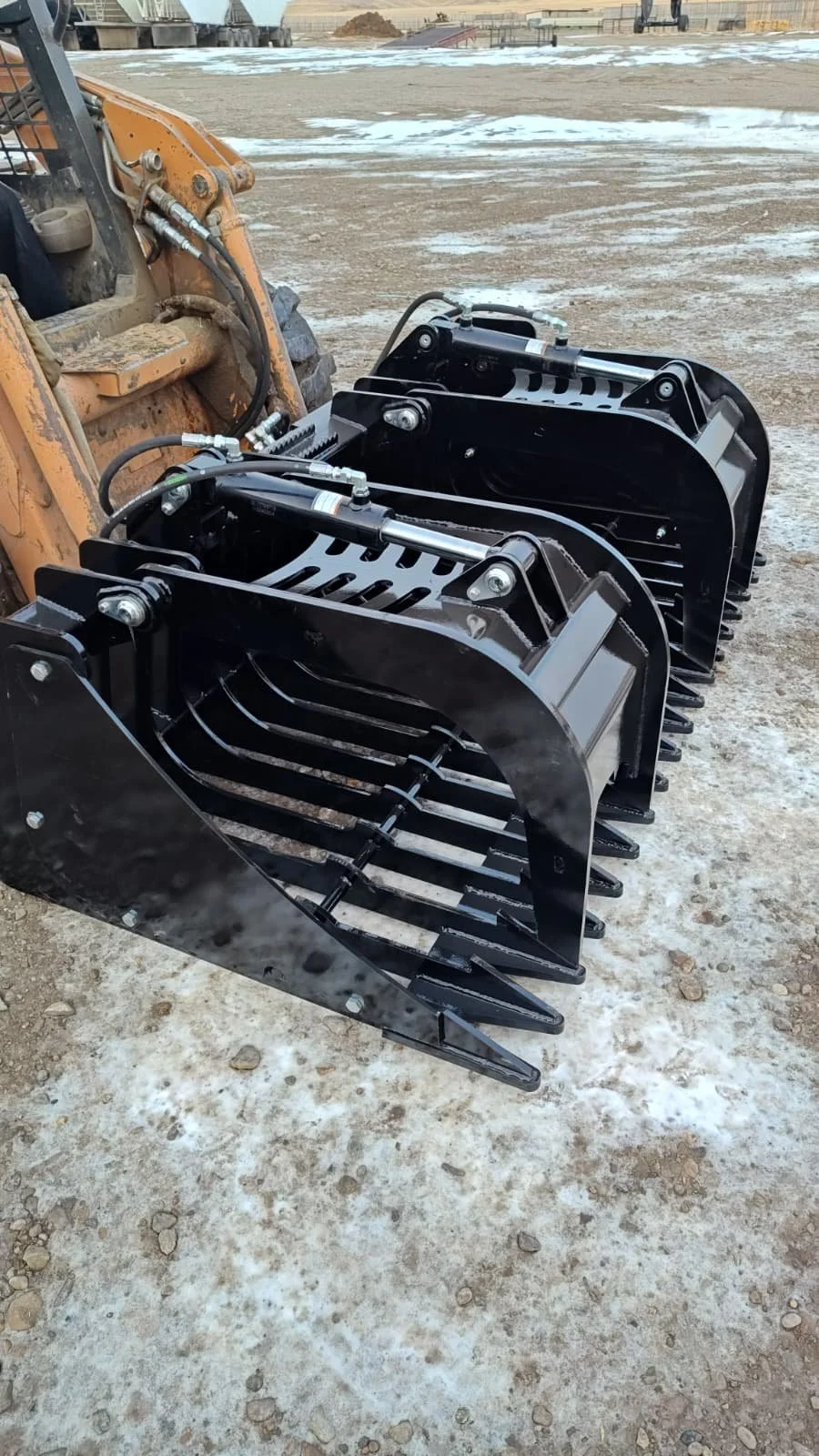 SKID STEER GRAPPLE