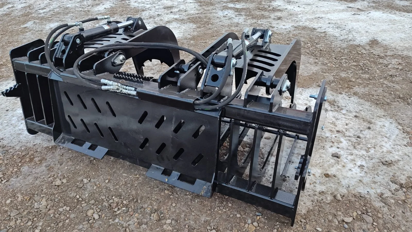 SKID STEER ROCK BUCKET