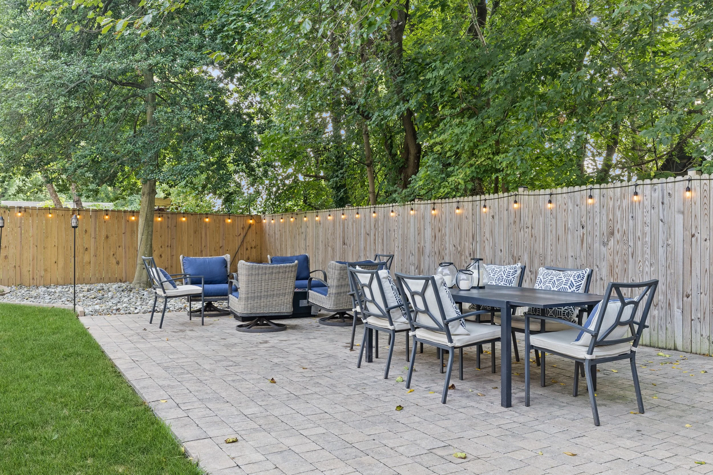Paved patio for outdoor dining (1).jpg