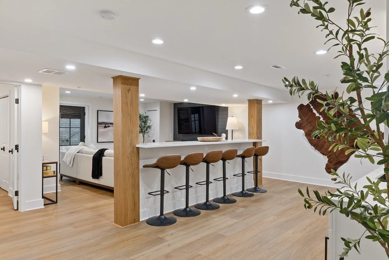 New renovated basement with eating bar.jpg