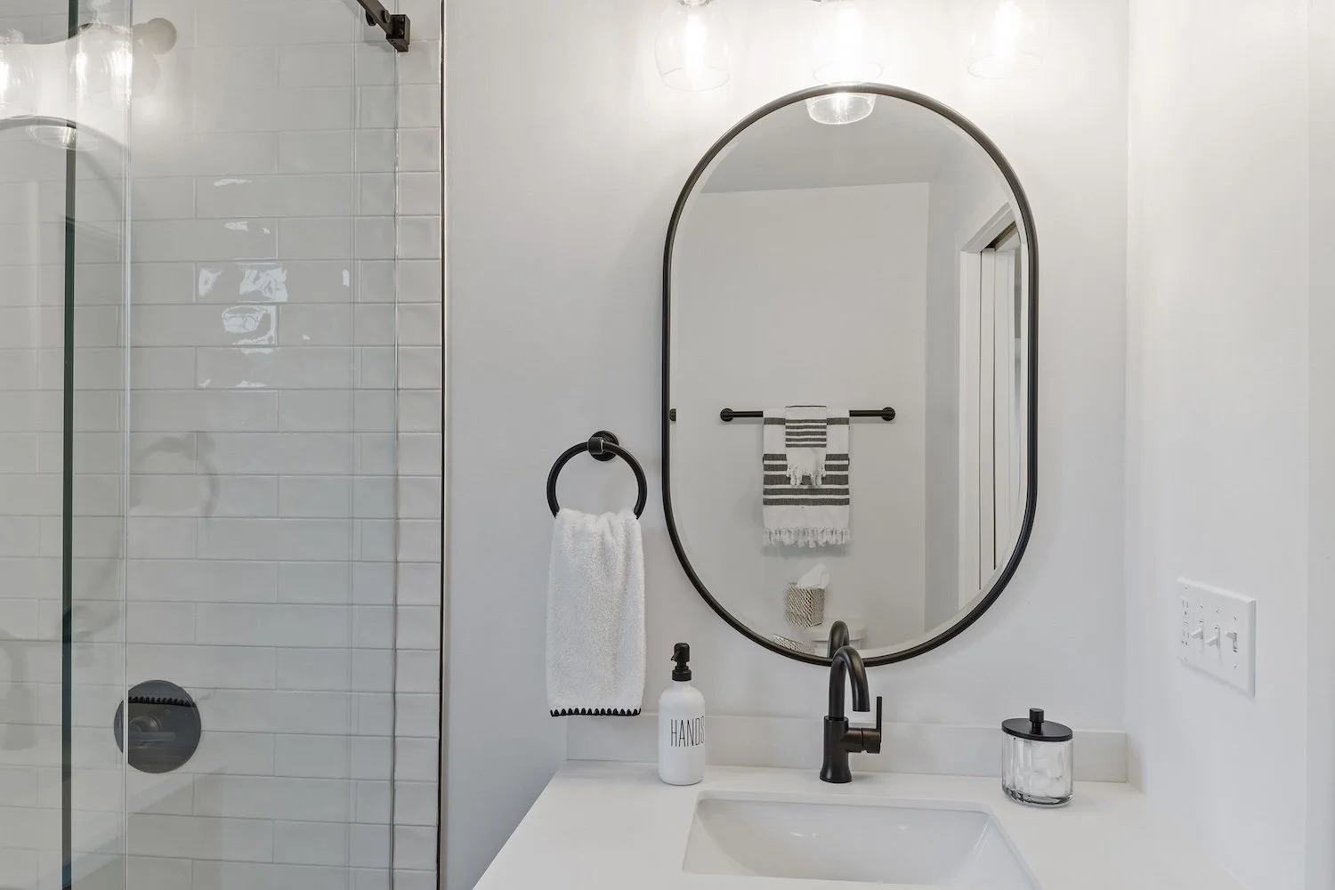 New renovated guest bathroom #3.jpg