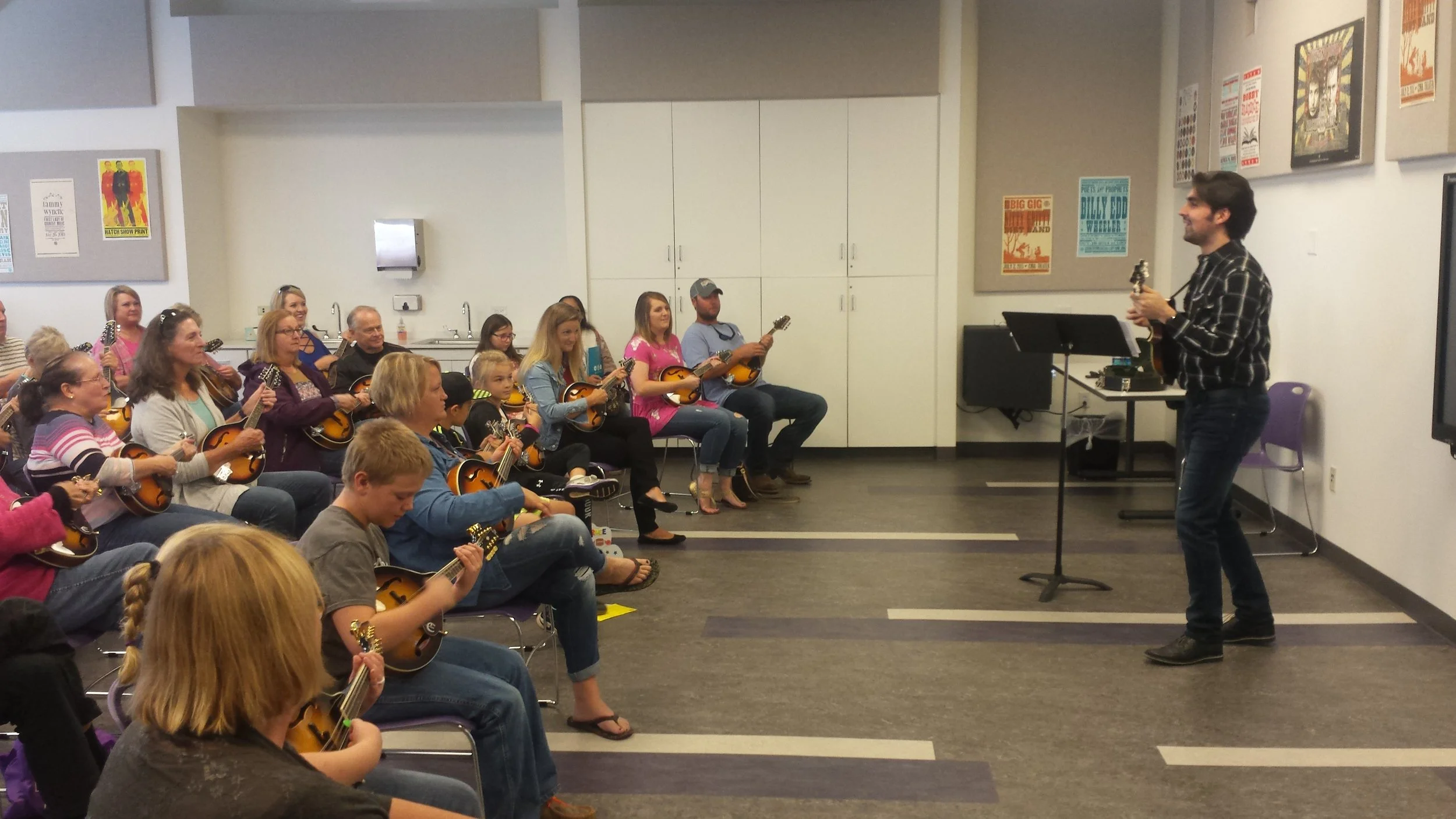 Mandolin Class 2.jpg