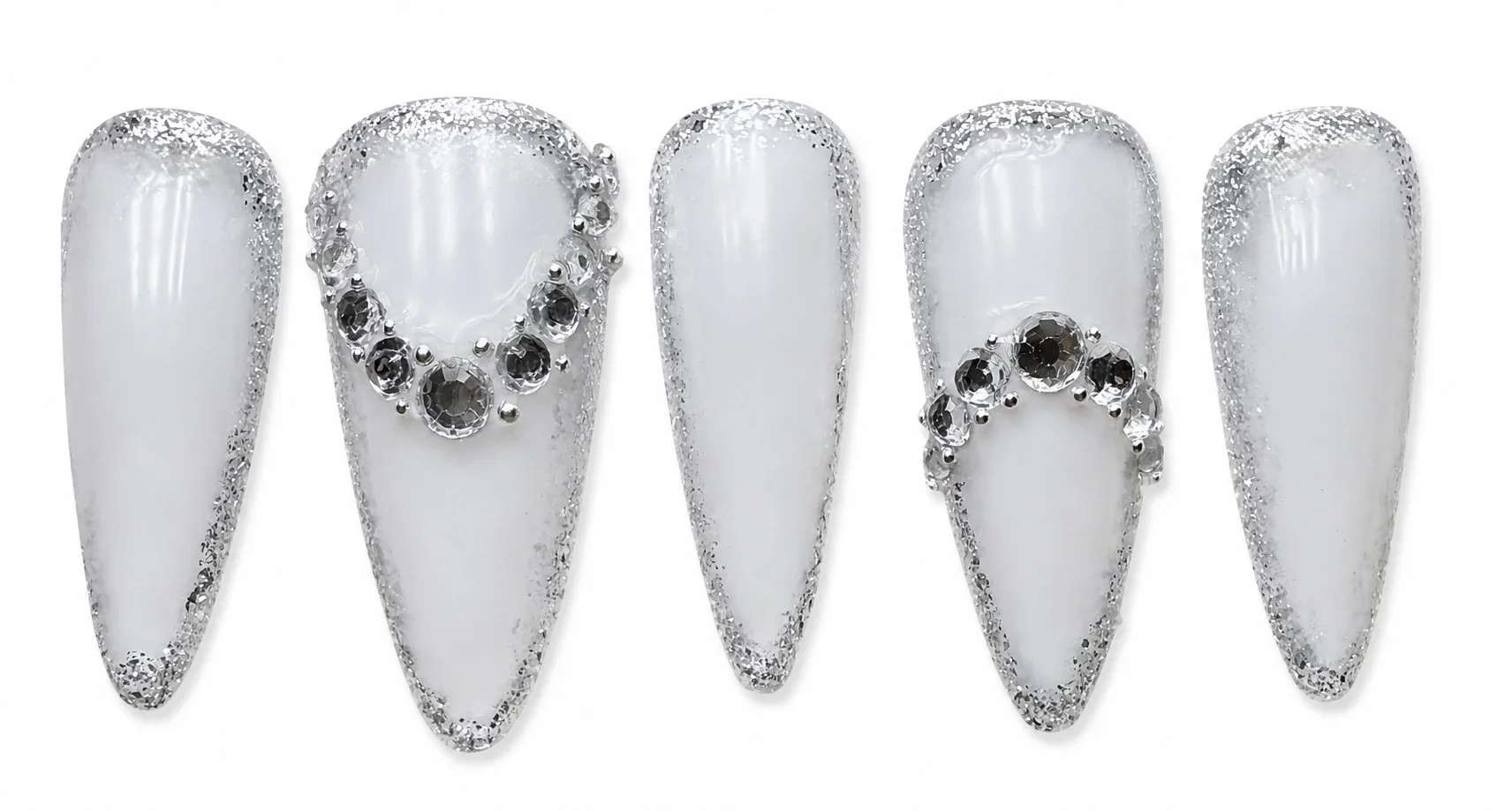 diamant polaire press on nails.jpeg.webp