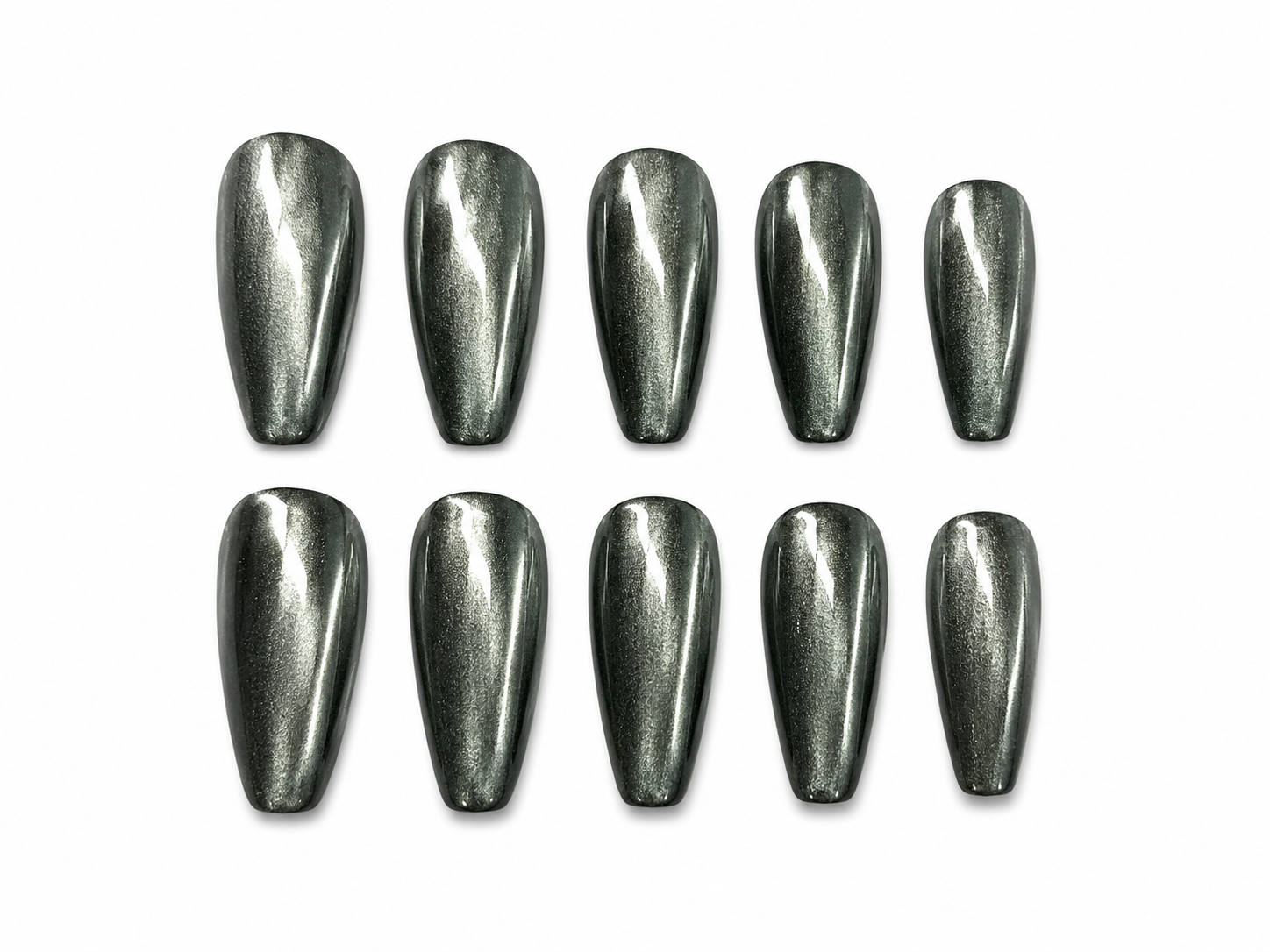 chrome obsidienne press on nails.png.webp