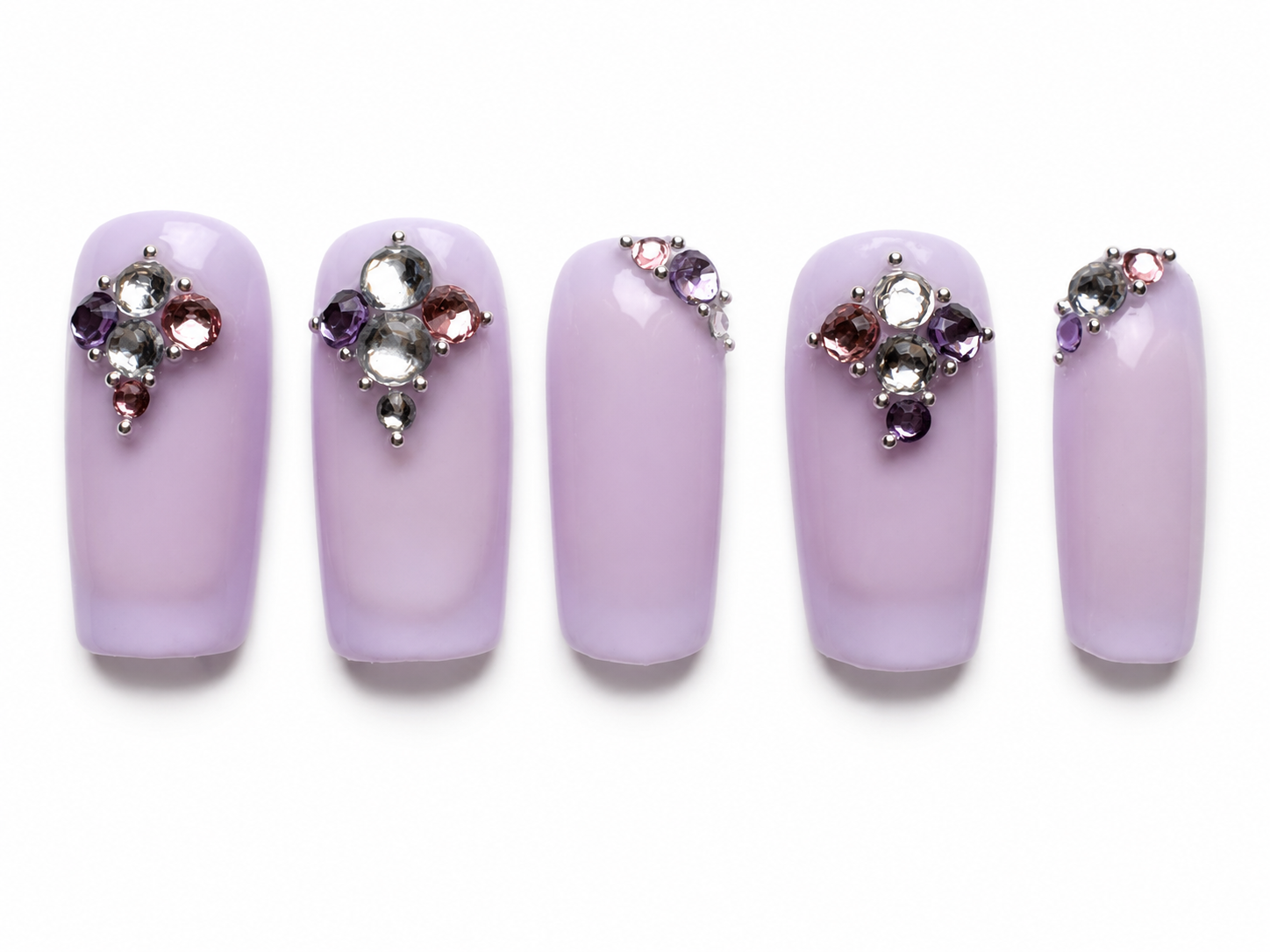 Perle de violette press on nails.png