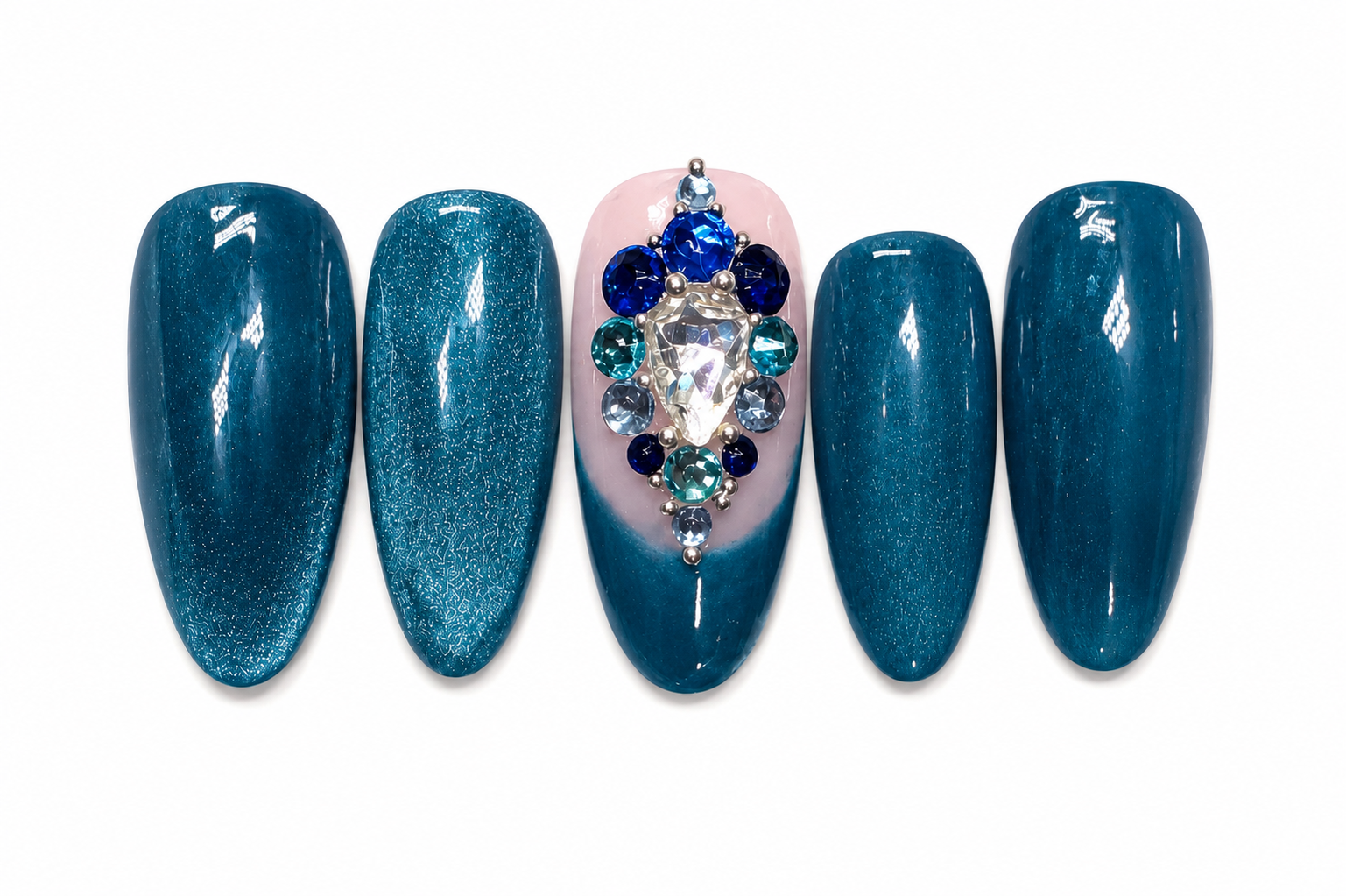 Oasis turquoise press on nails.png