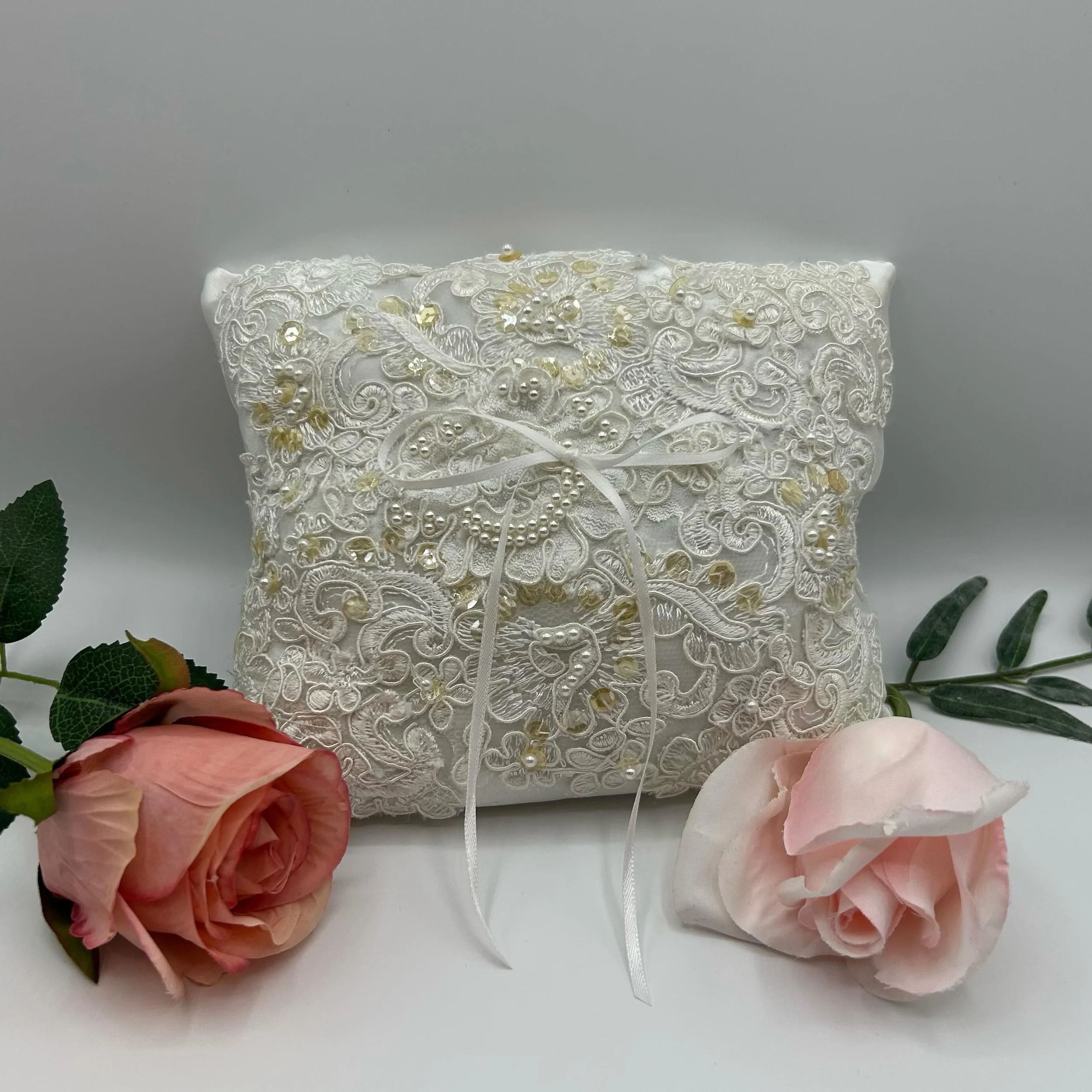 A mother&rsquo;s wedding dress, reimagined for her daughter&rsquo;s big day. 💍 This custom ring pillow was created from our customer&rsquo;s mother&rsquo;s wedding dress, transforming an heirloom into a beautiful part of a new chapter 👗

Visit our 