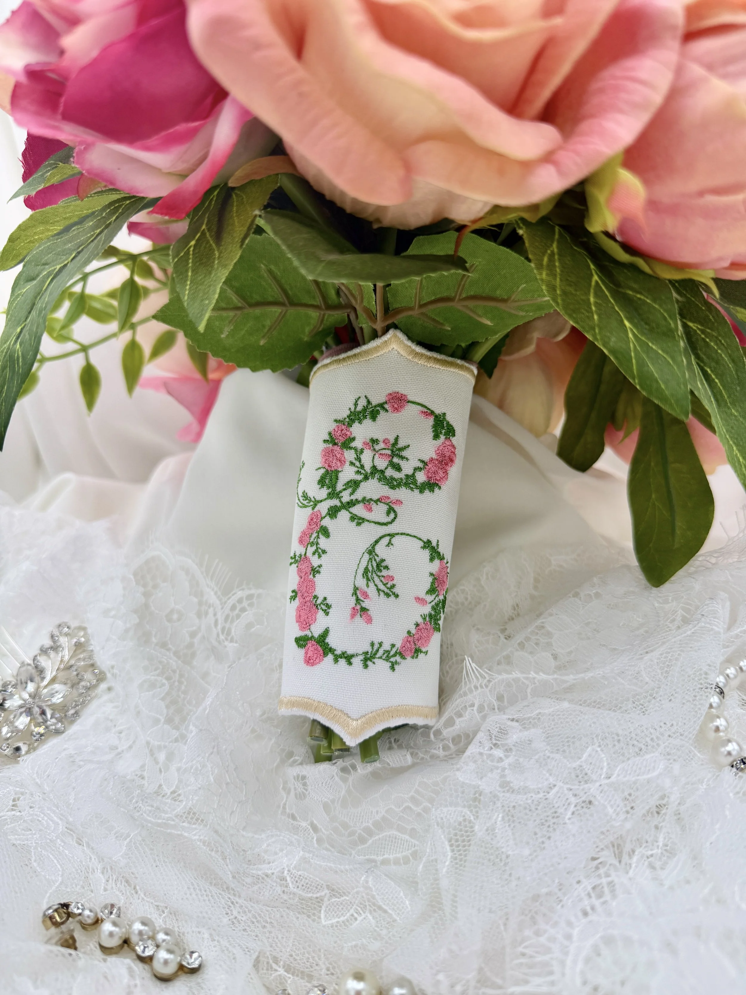 RoseGardenBouquetWrap2.jpeg
