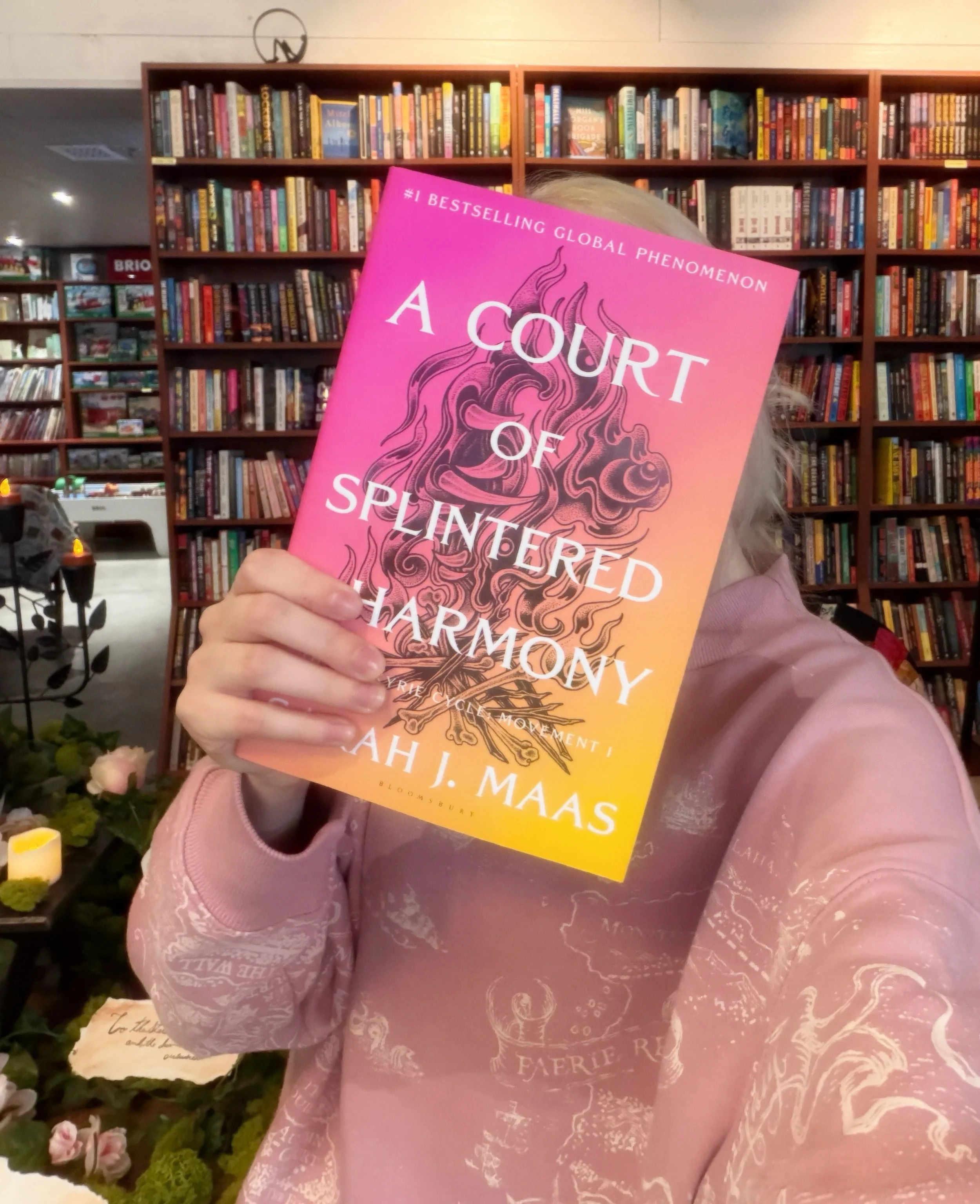 Thank you to everyone who came to our release party this morning! Your support means the world to us, and we love celebrating new books with you! 

If you haven&rsquo;t got your copy of A Court of Splintered Harmony yet make sure to stop by the books