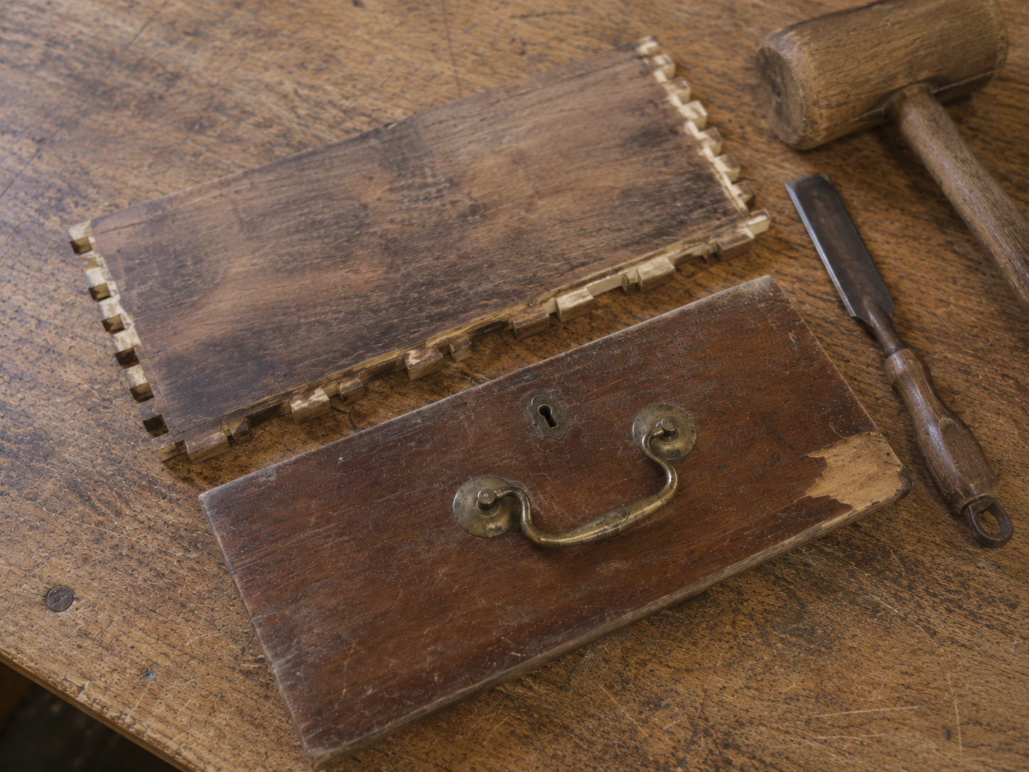 restorium drawer before restoration
Antique wooden drawer before restoration, showing wear and surface damage