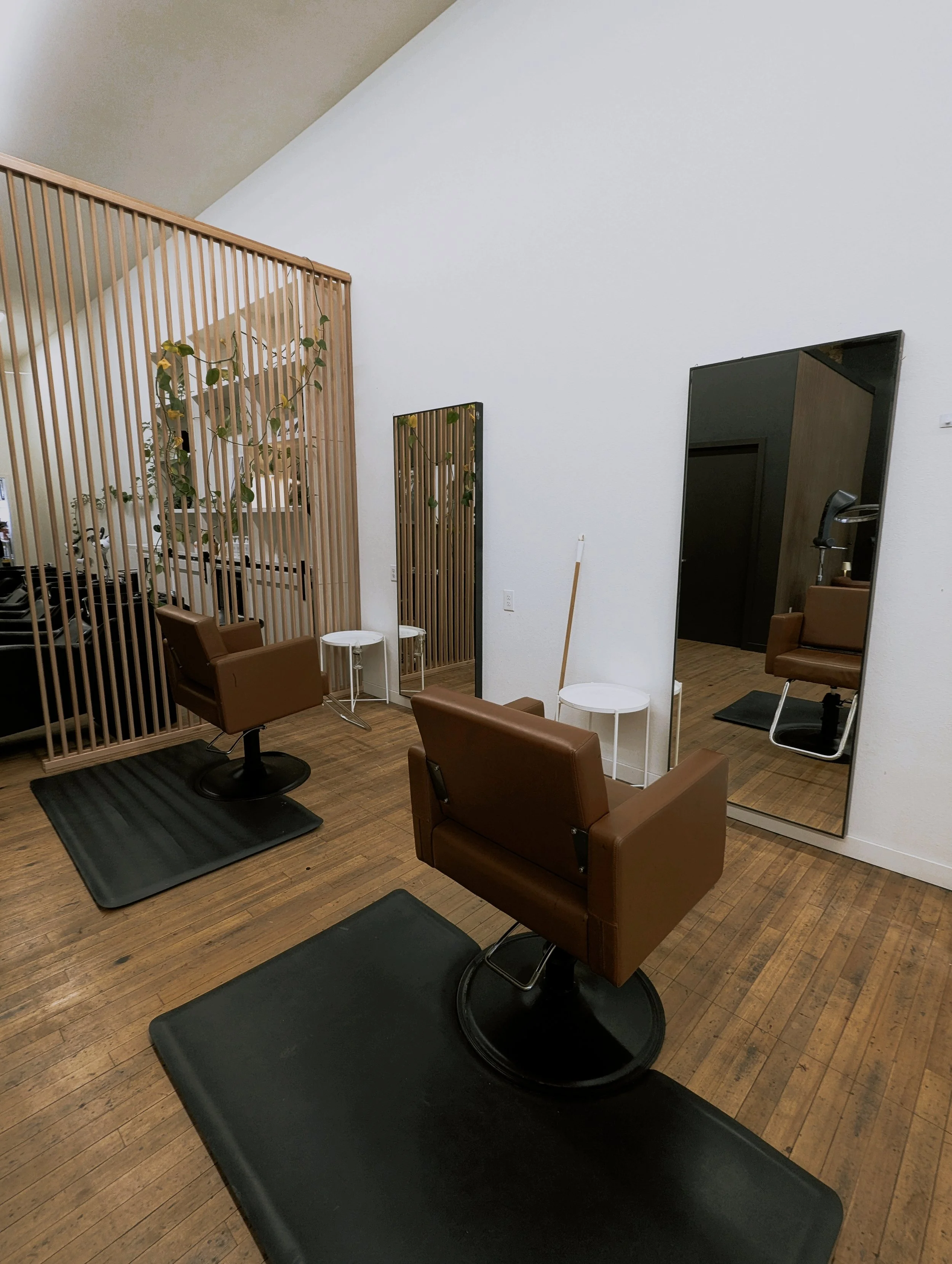 Welcoming modern salon space by SYMMETRIE  in Downtown Lynden, Washington