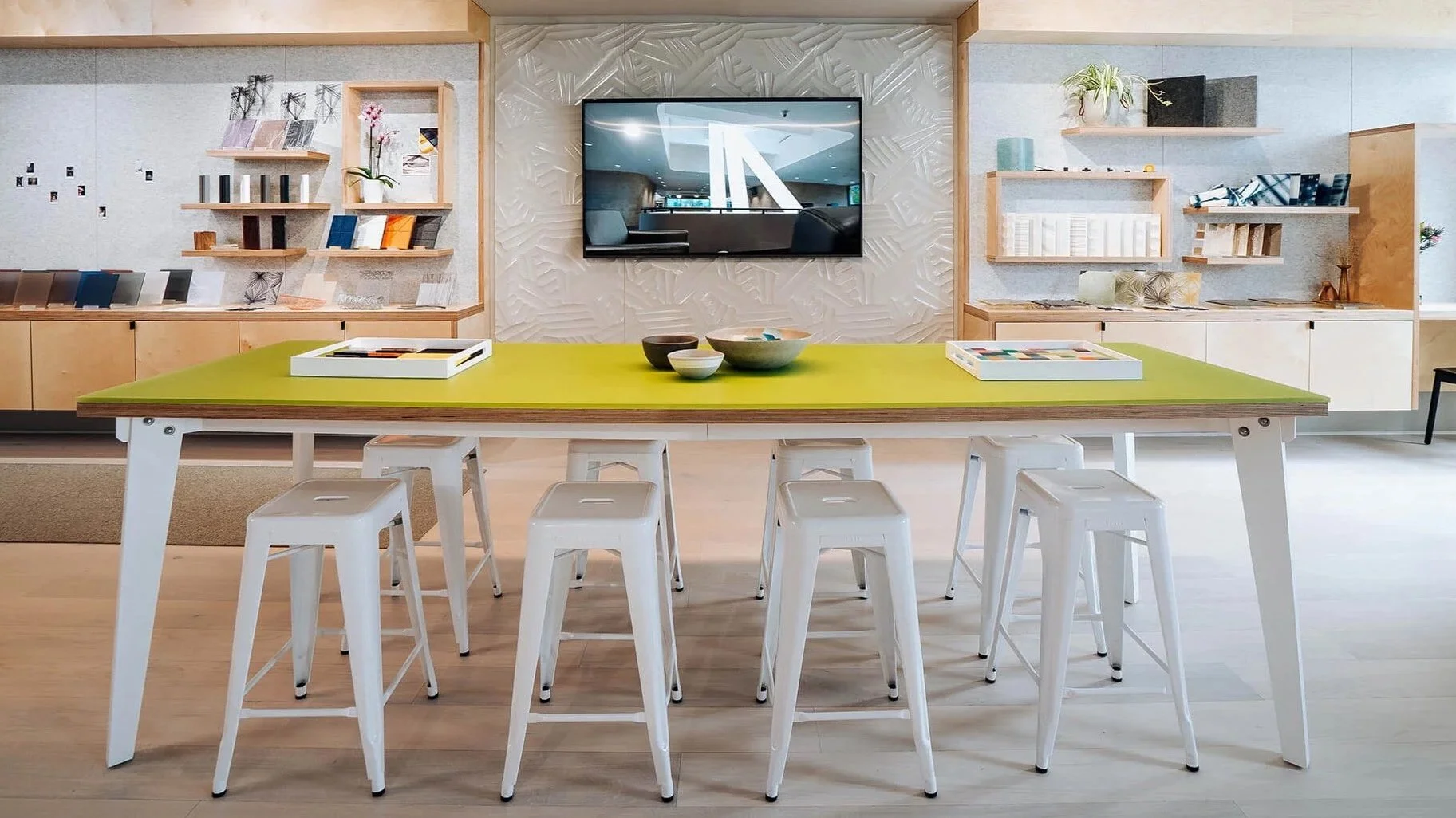 conference-table-02.jpg